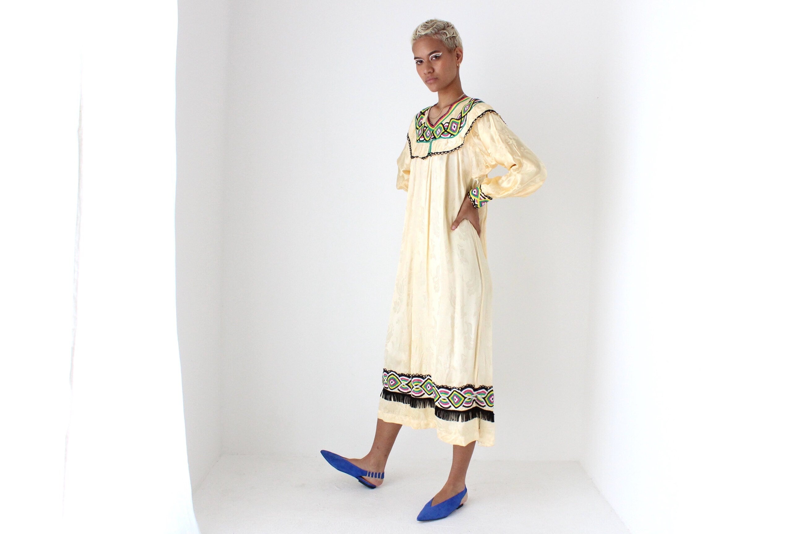 90s Peachy Jacquard Smock w/ Embroidery & Ruffles