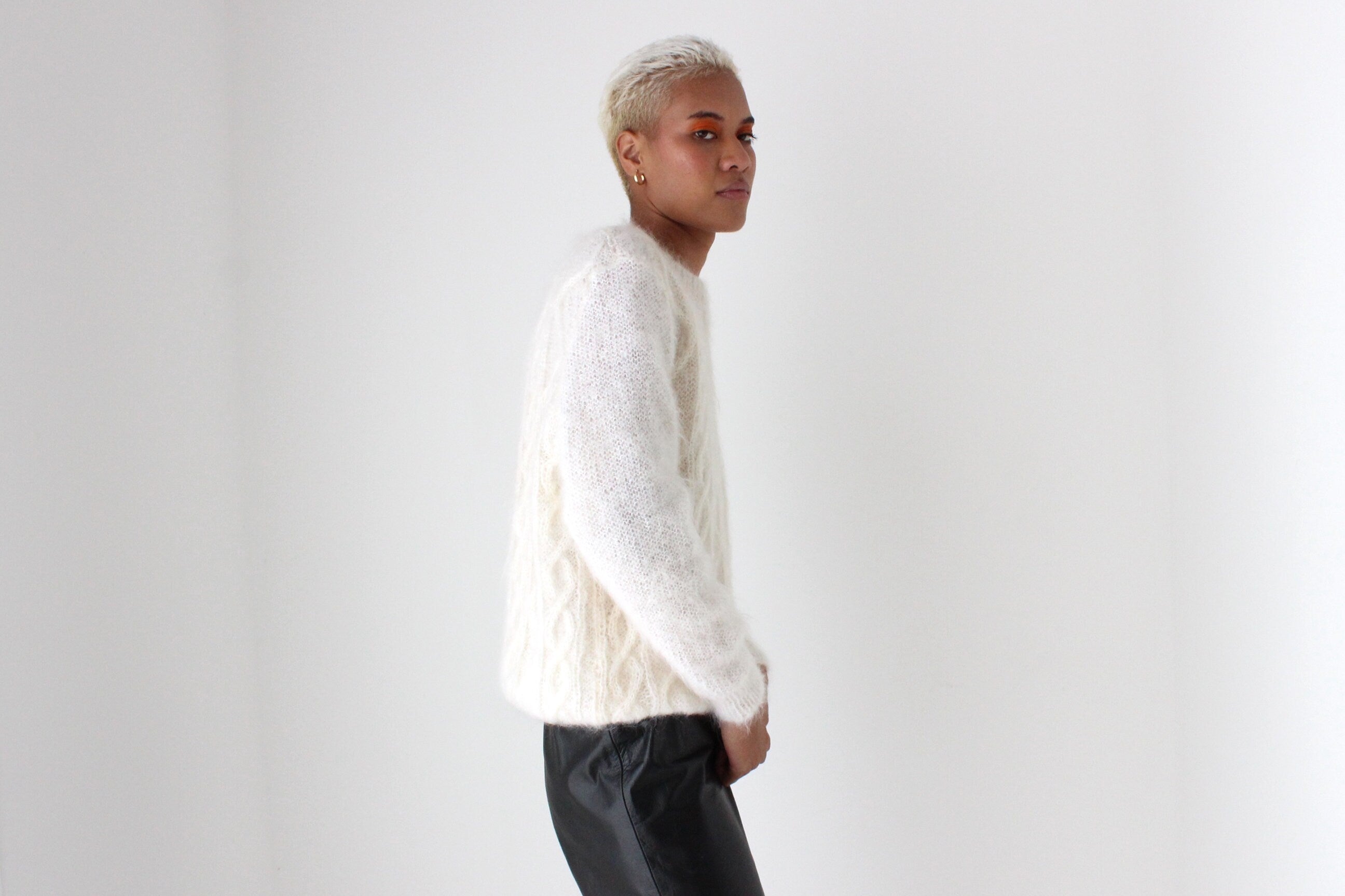 80s Ivory Mohair Hand Knit Textured Fluffy Sweater