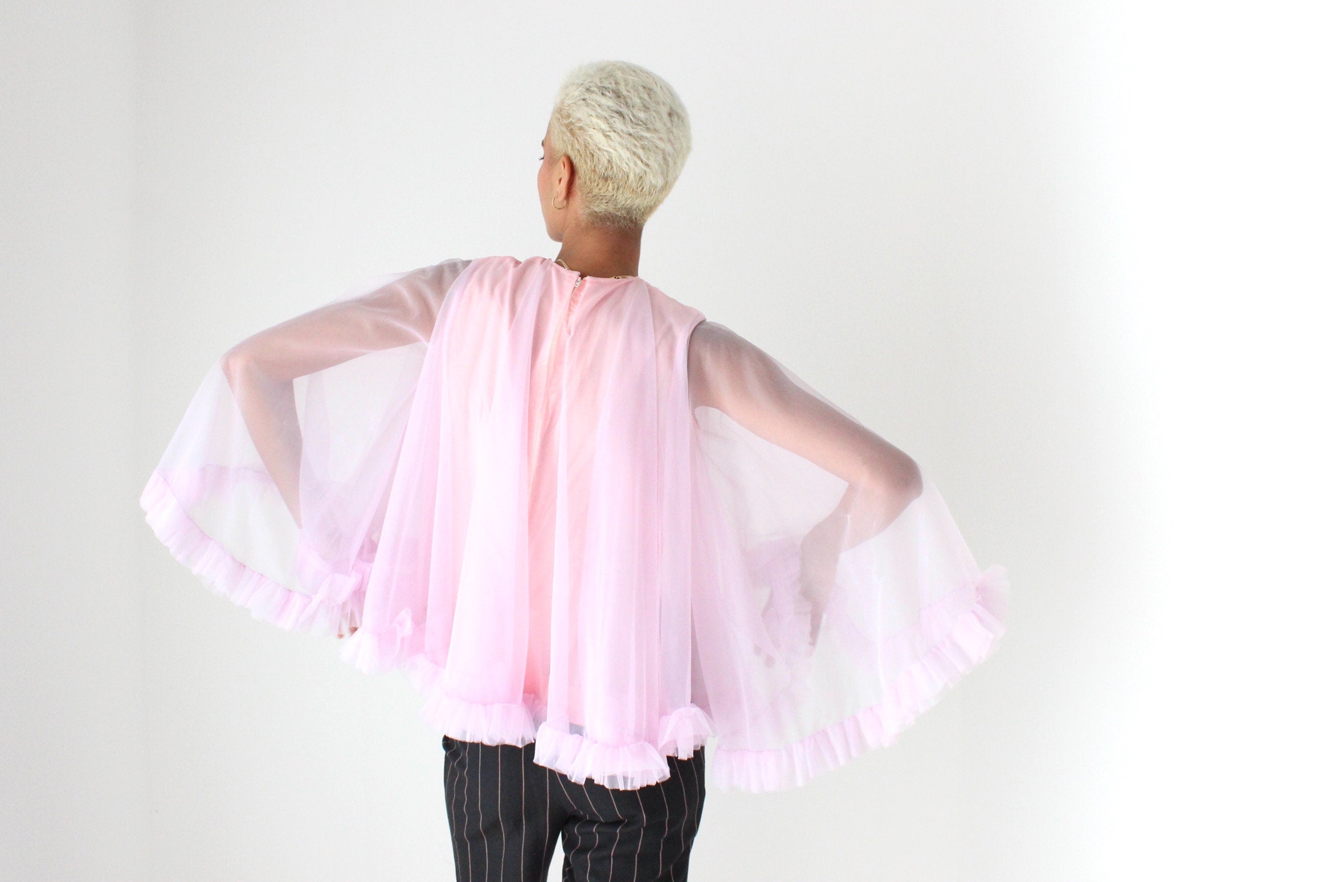 60s Voluminous Pastel Ruffle Puff Top