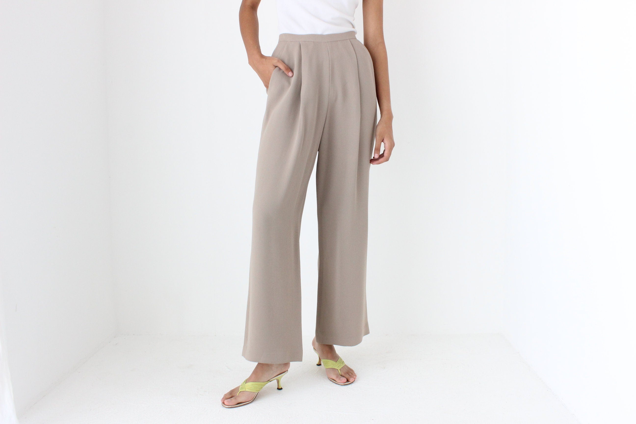 STUNNING 90s Badgley Mischka Taupe Two Piece Suit