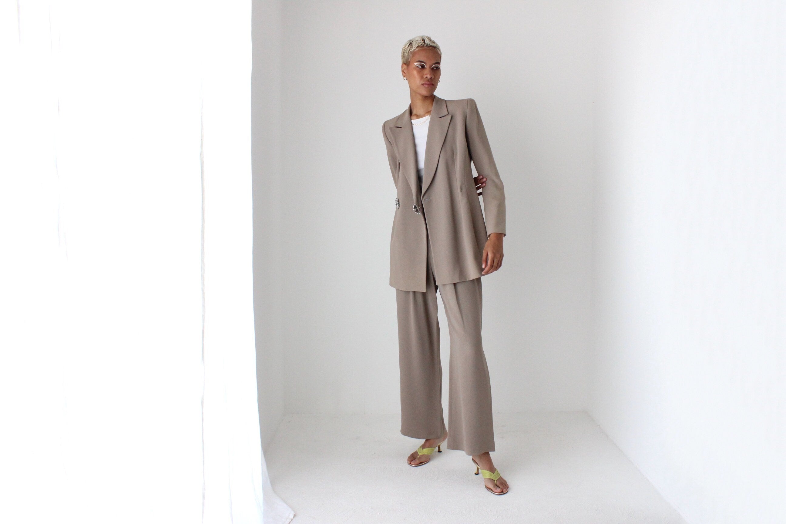 STUNNING 90s Badgley Mischka Taupe Two Piece Suit