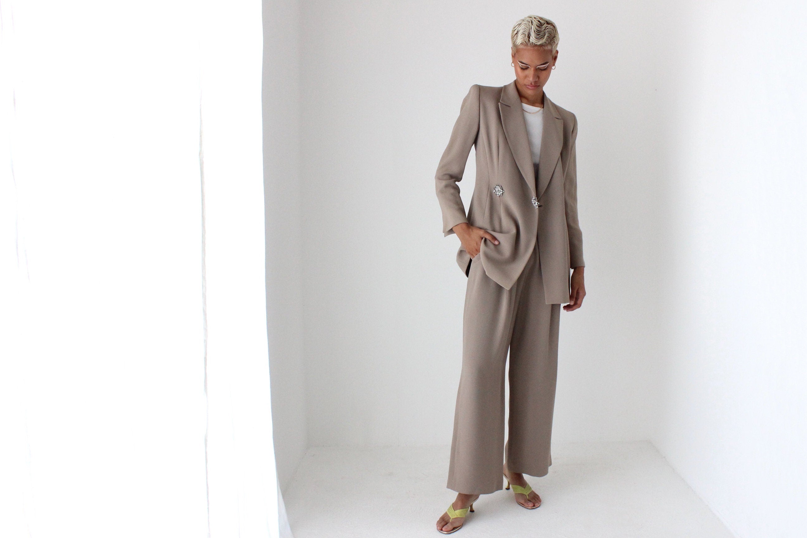 STUNNING 90s Badgley Mischka Taupe Two Piece Suit