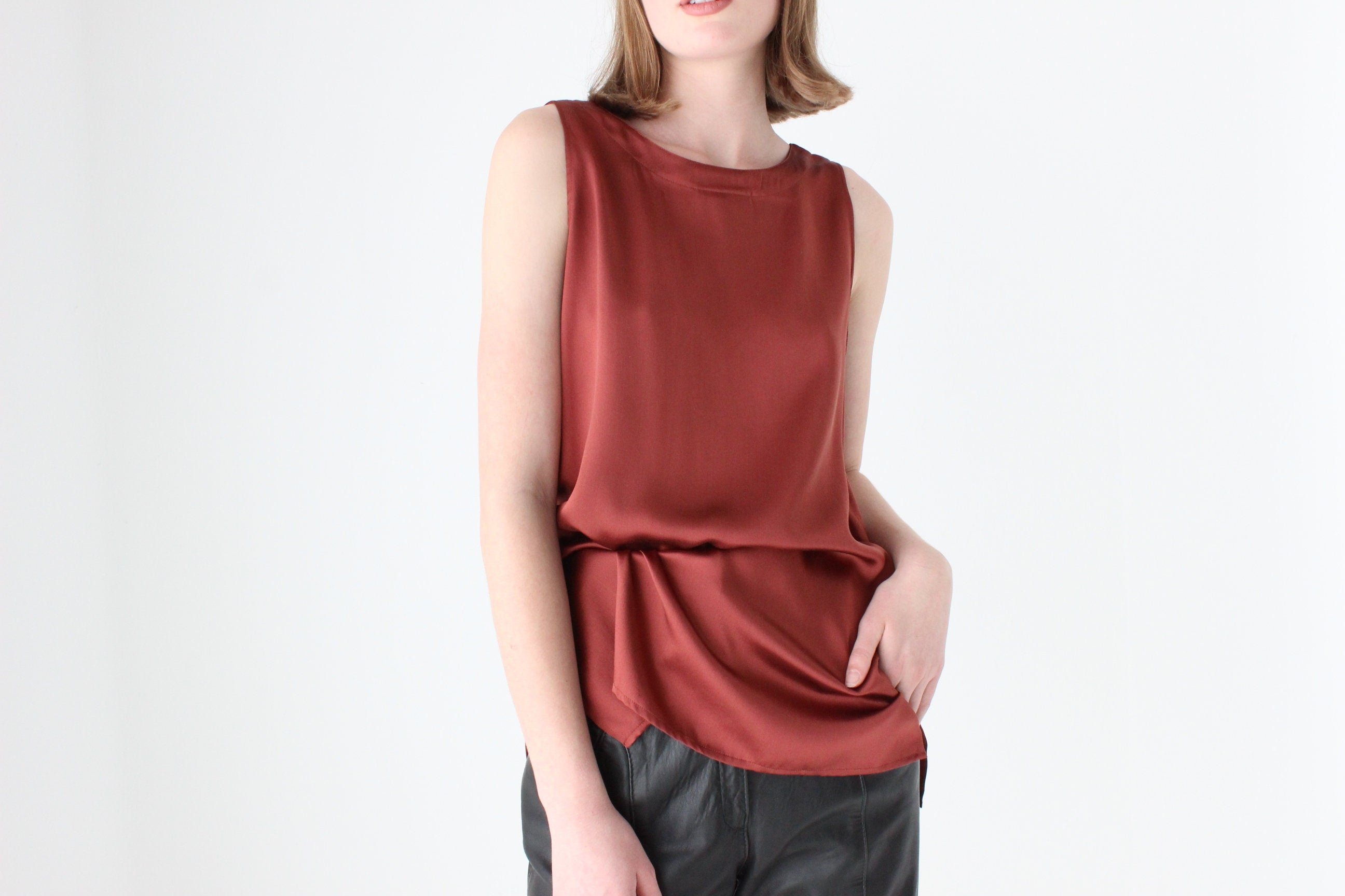 90s Pure Silk Sleeveless Tank Top in Rust Red