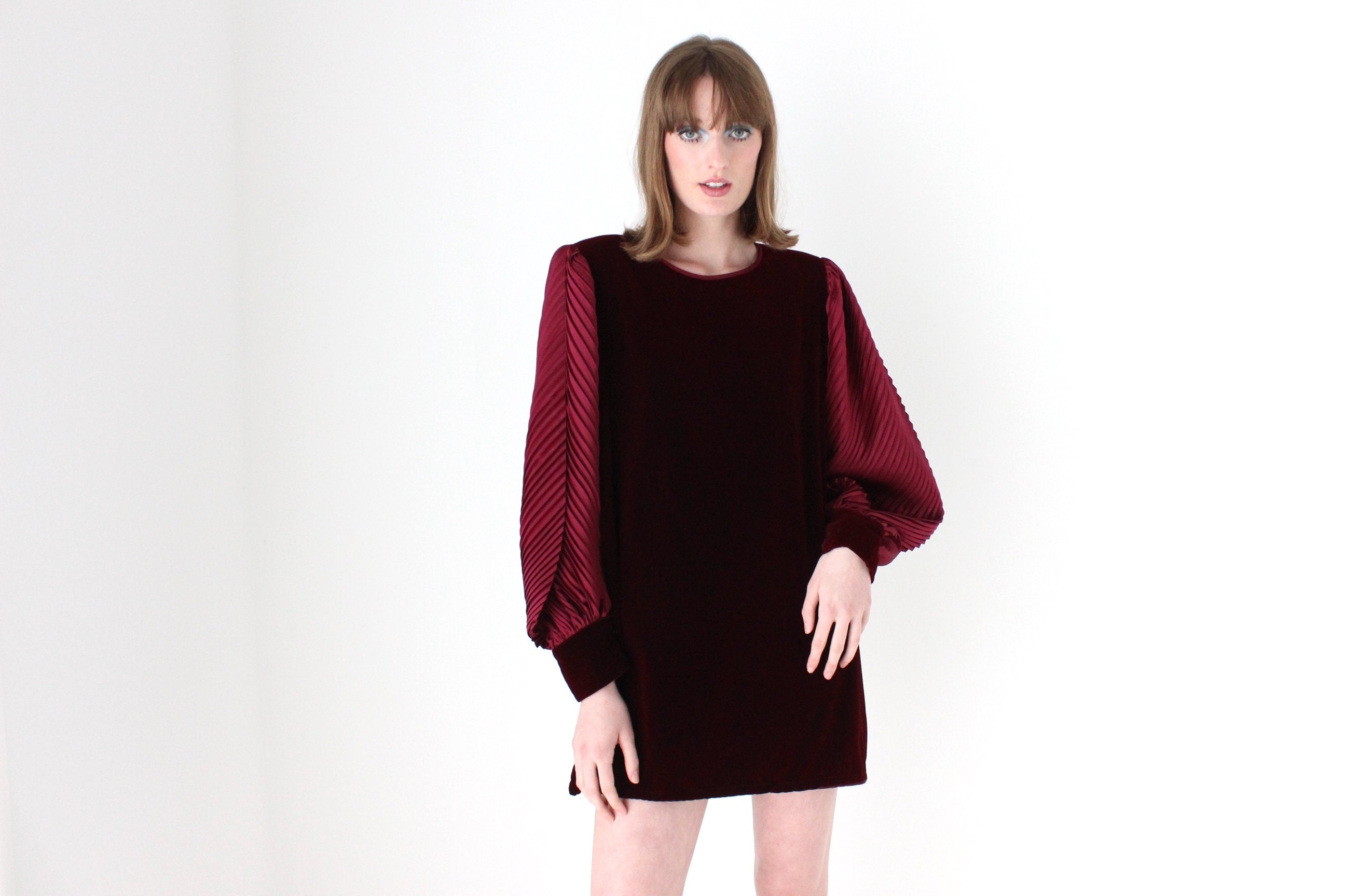Divine 80s Velvet & Voluminous Pleated Sleeve Mini