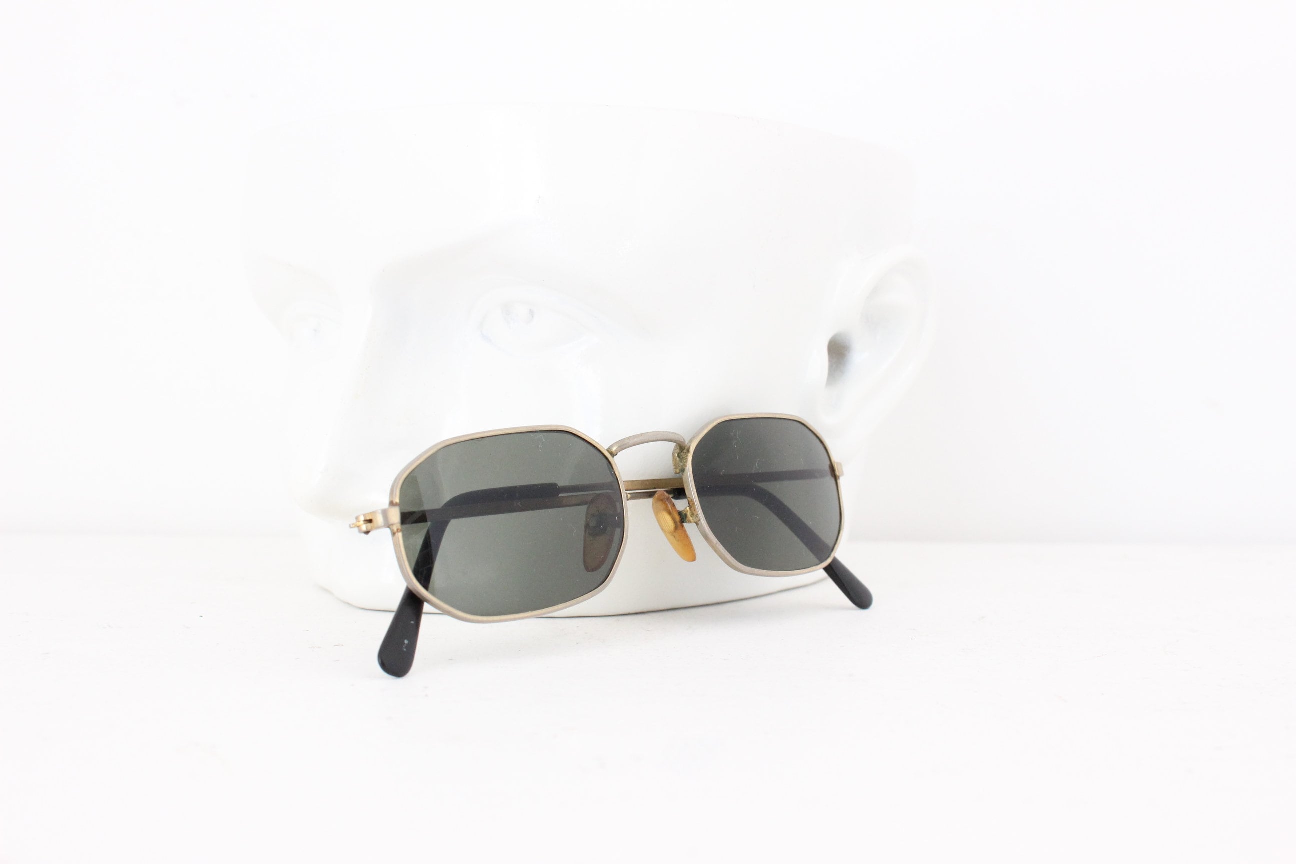 90s Slim Geometric Matte Gold Metal Sunglasses