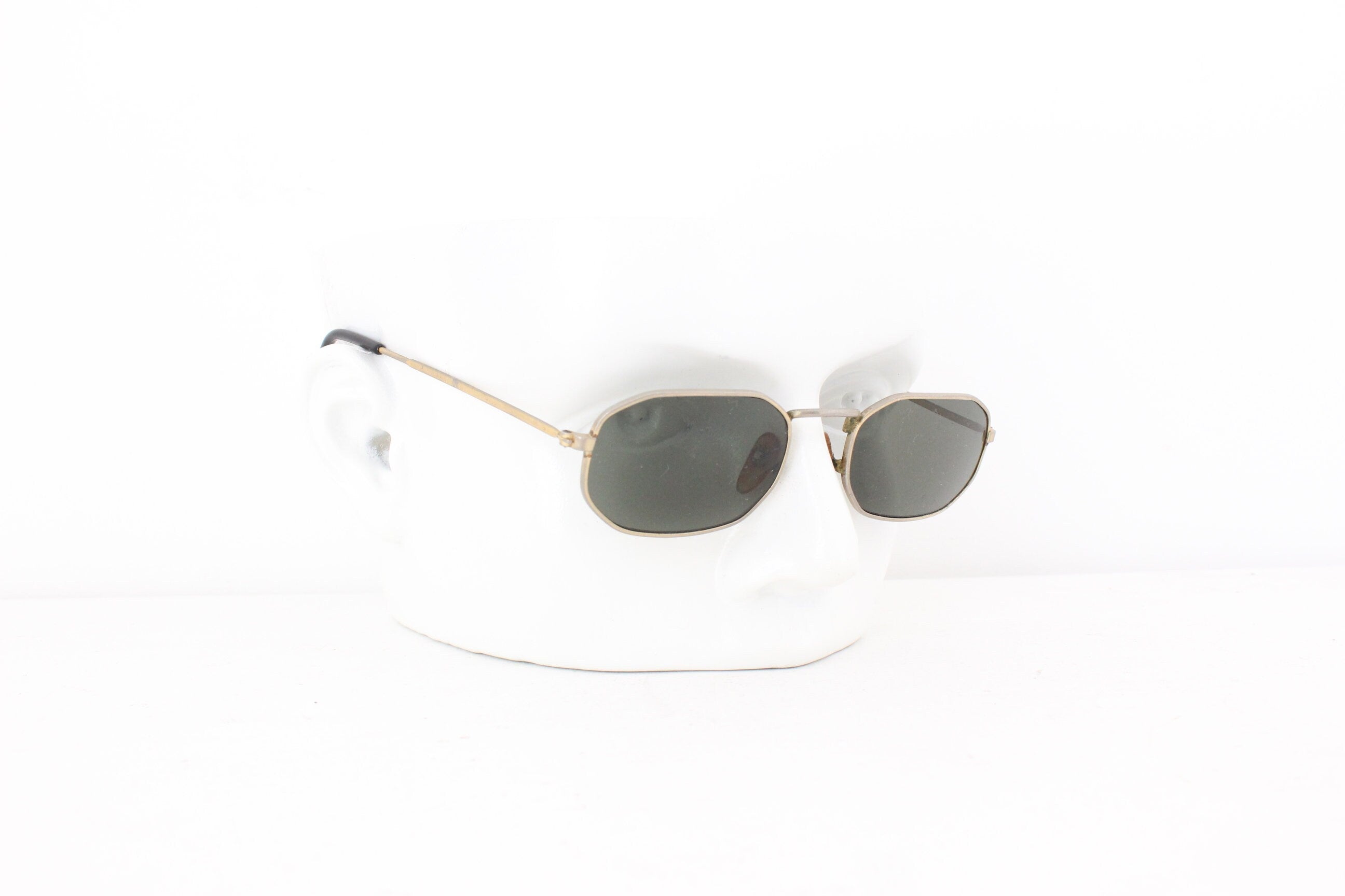 90s Slim Geometric Matte Gold Metal Sunglasses