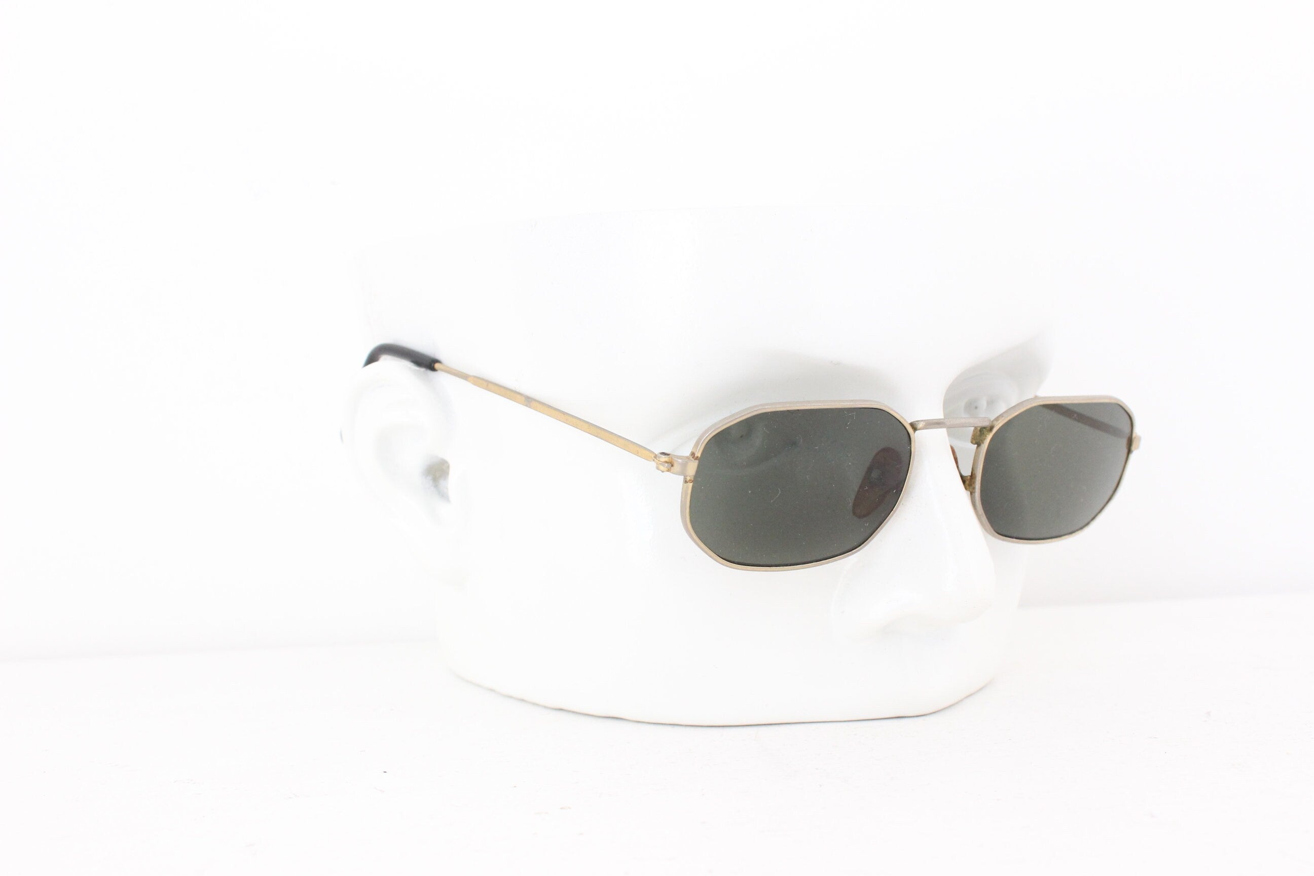 90s Slim Geometric Matte Gold Metal Sunglasses
