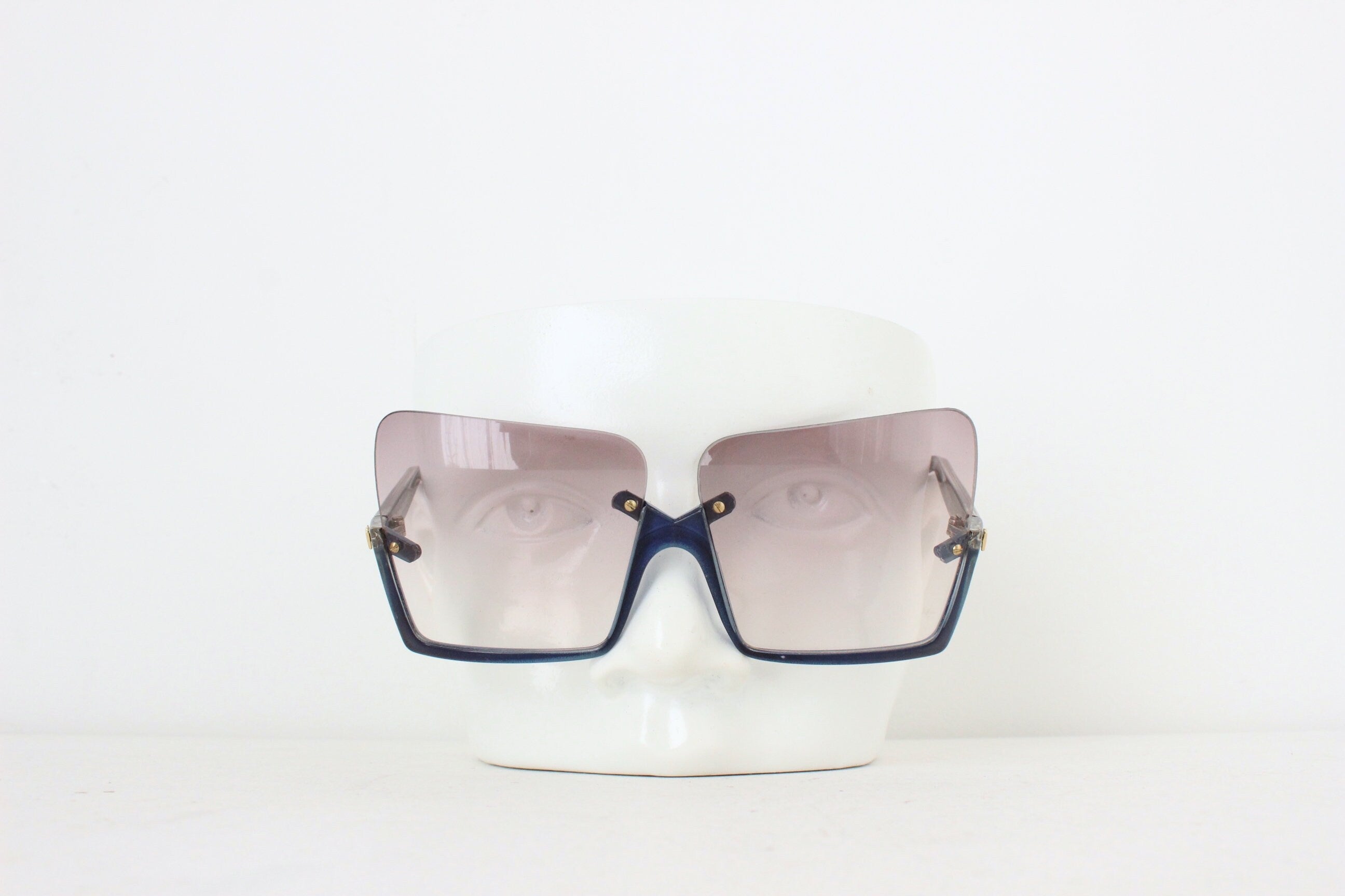 1970s Italian Vintage Architect Designed Sunglasses by Claudio La Viola