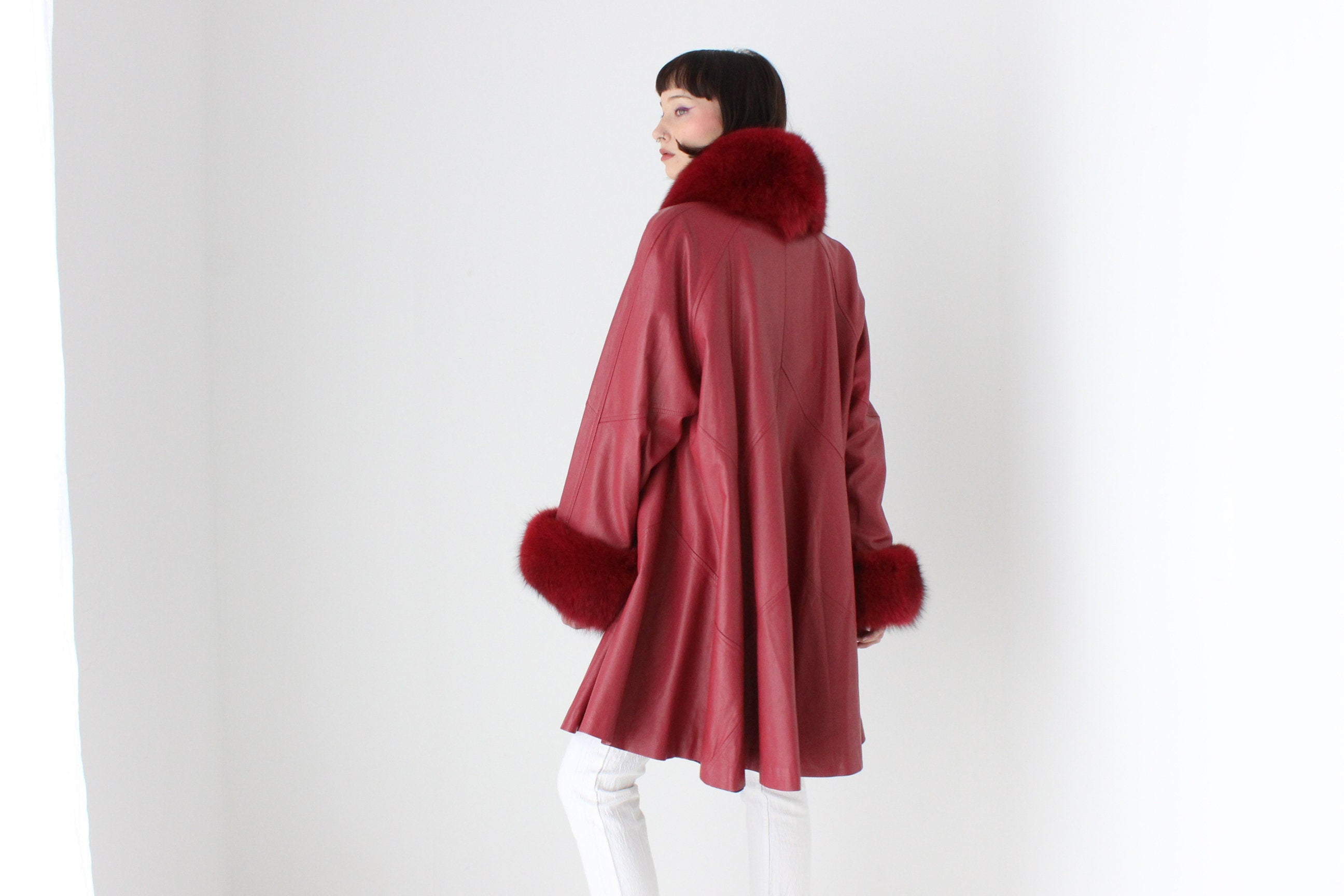 Outstanding 1980s Soft Lambskin Leather + Lush Genuine Fur Free Size Swing Coat