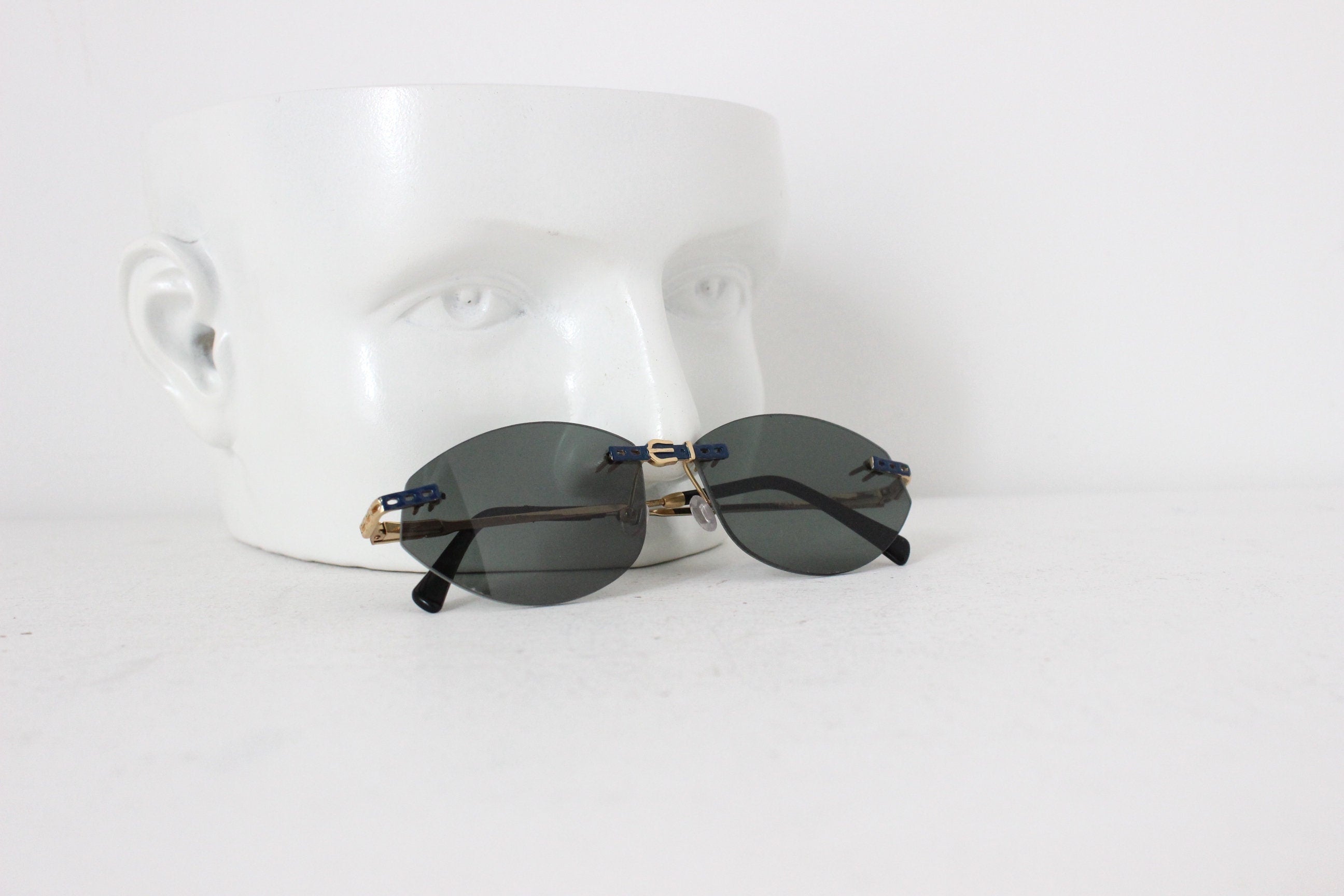 80s VIDI VICI Rare Italian Art Sunglasses w/ Buckle Bridge