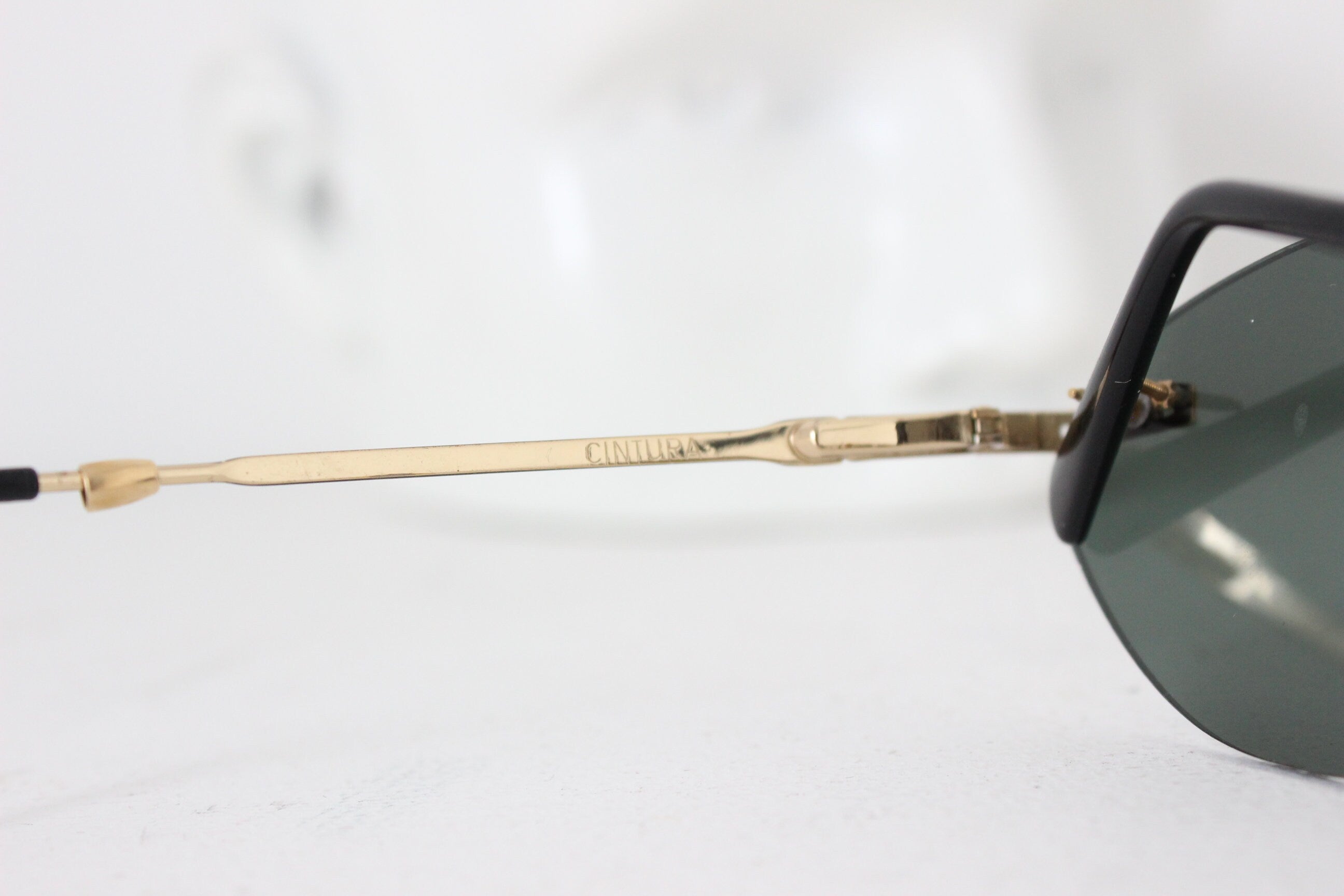 80s VIDI VICI Rare Italian Art Sunglasses w/ Buckle Bridge