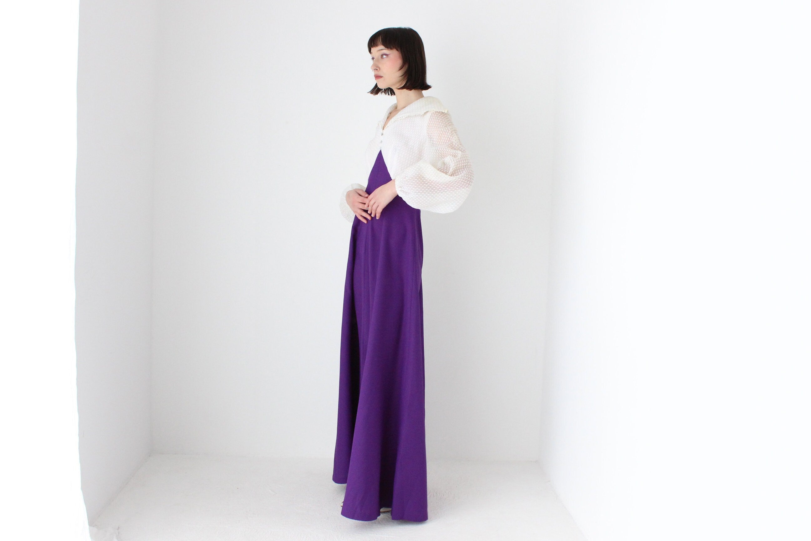 Fabulous 70s Crimplene Dramatic Collar & Poet Sleeve Gown