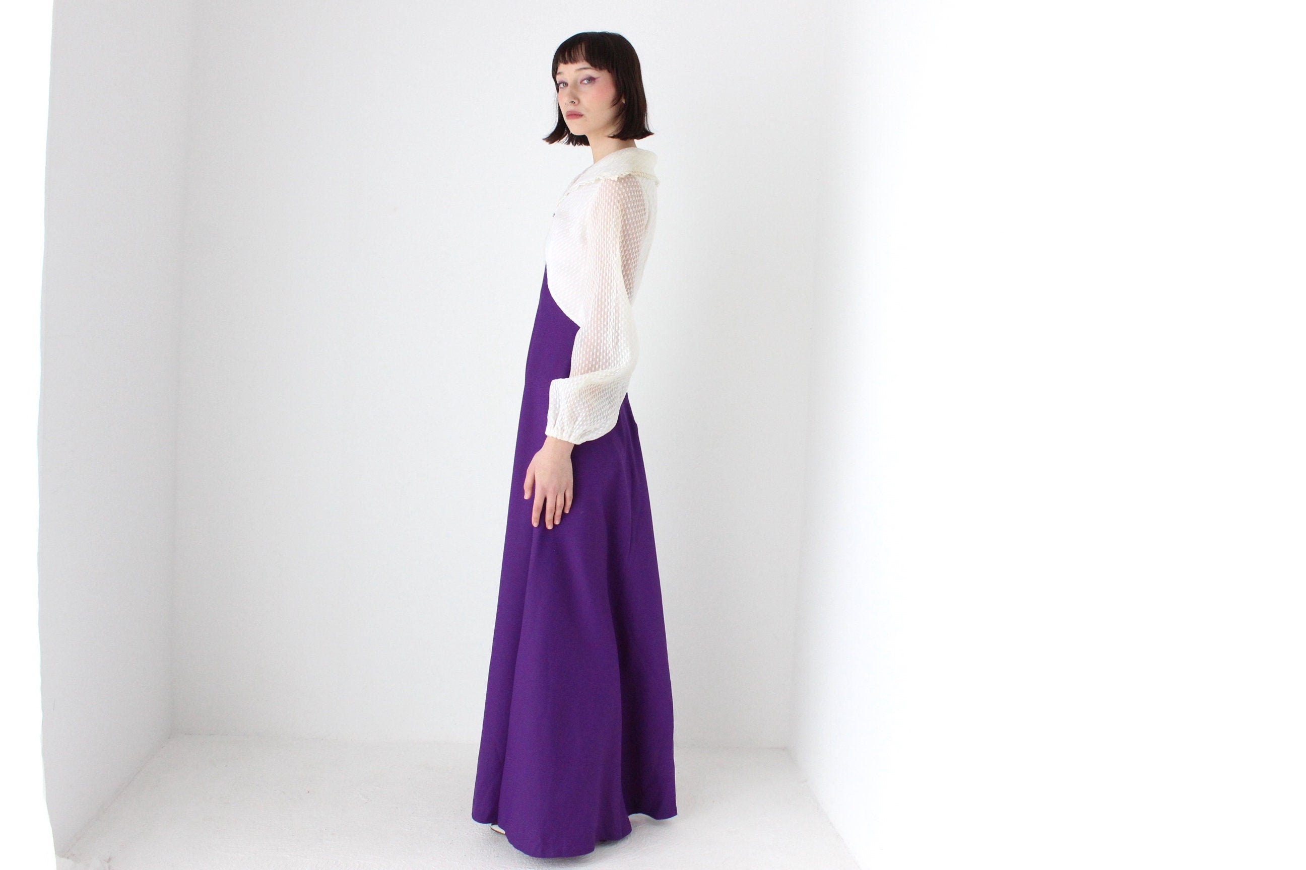 Fabulous 70s Crimplene Dramatic Collar & Poet Sleeve Gown