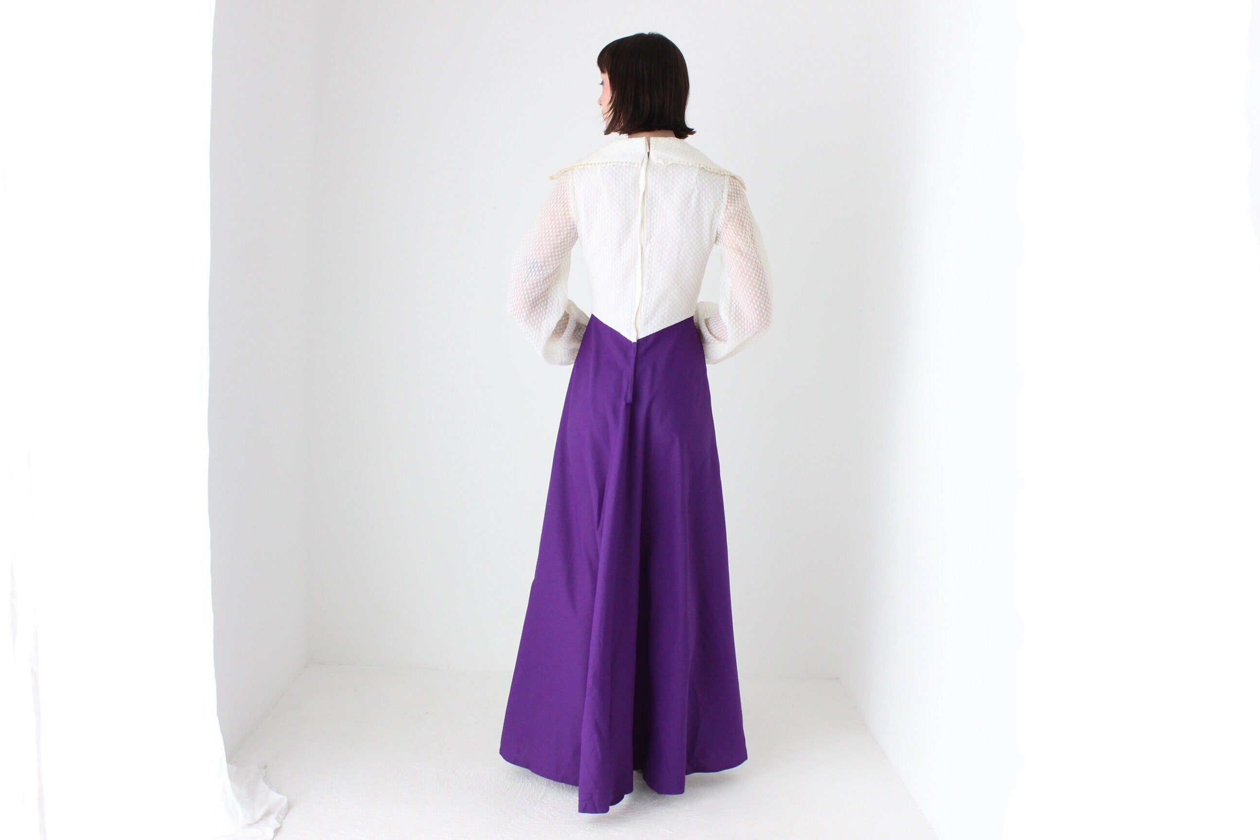 Fabulous 70s Crimplene Dramatic Collar & Poet Sleeve Gown