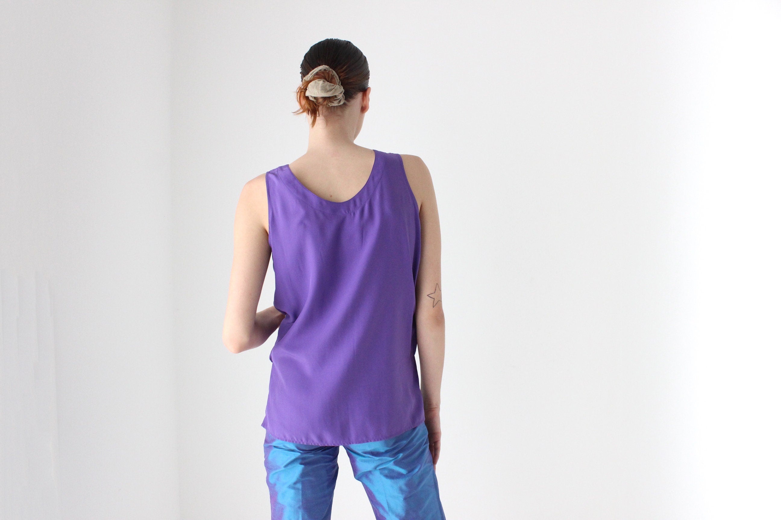 90s Pure Silk Sleeveless Tank Top in Matte Purple
