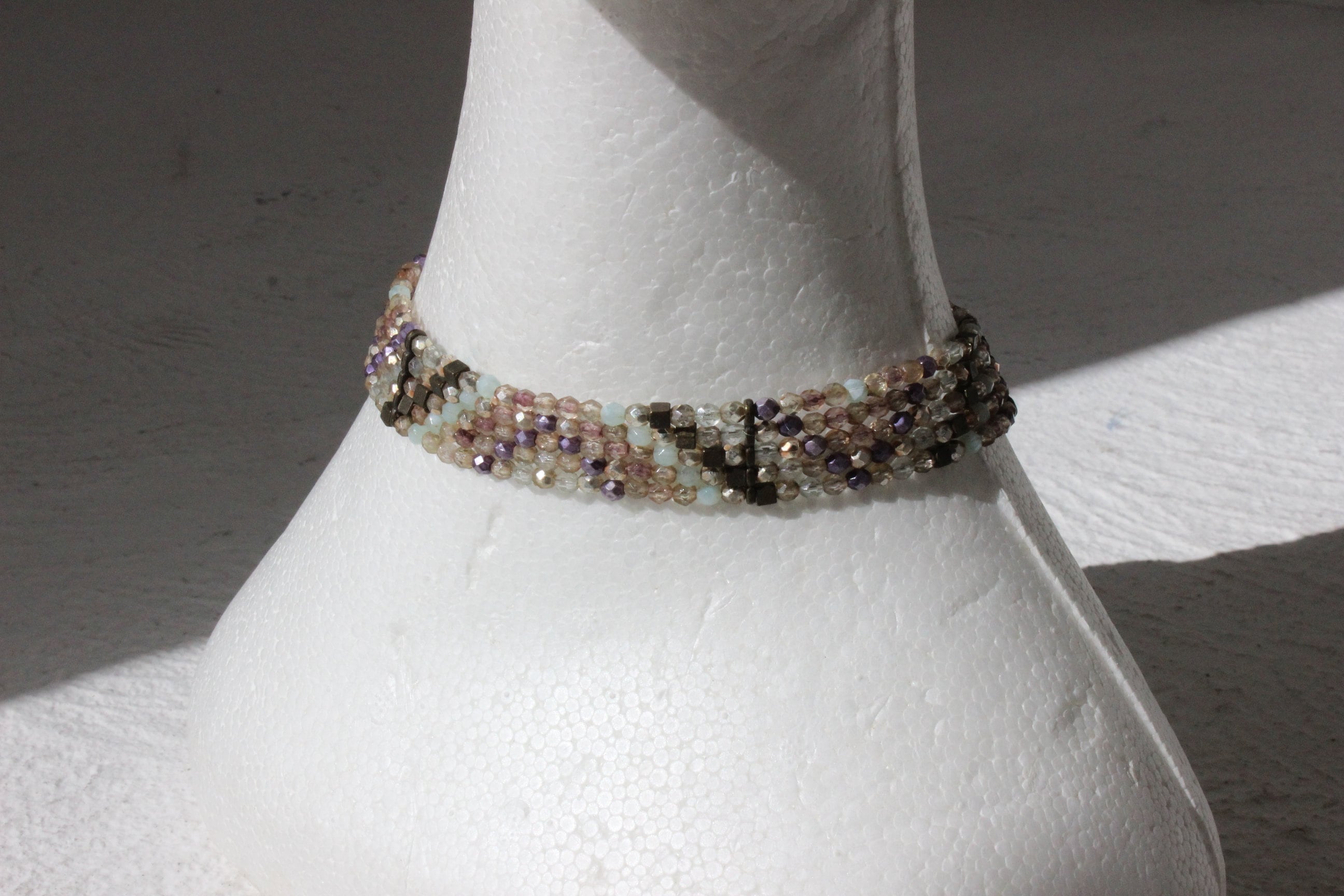 BALLETCORE 90s Pastel Beaded Choker Necklace
