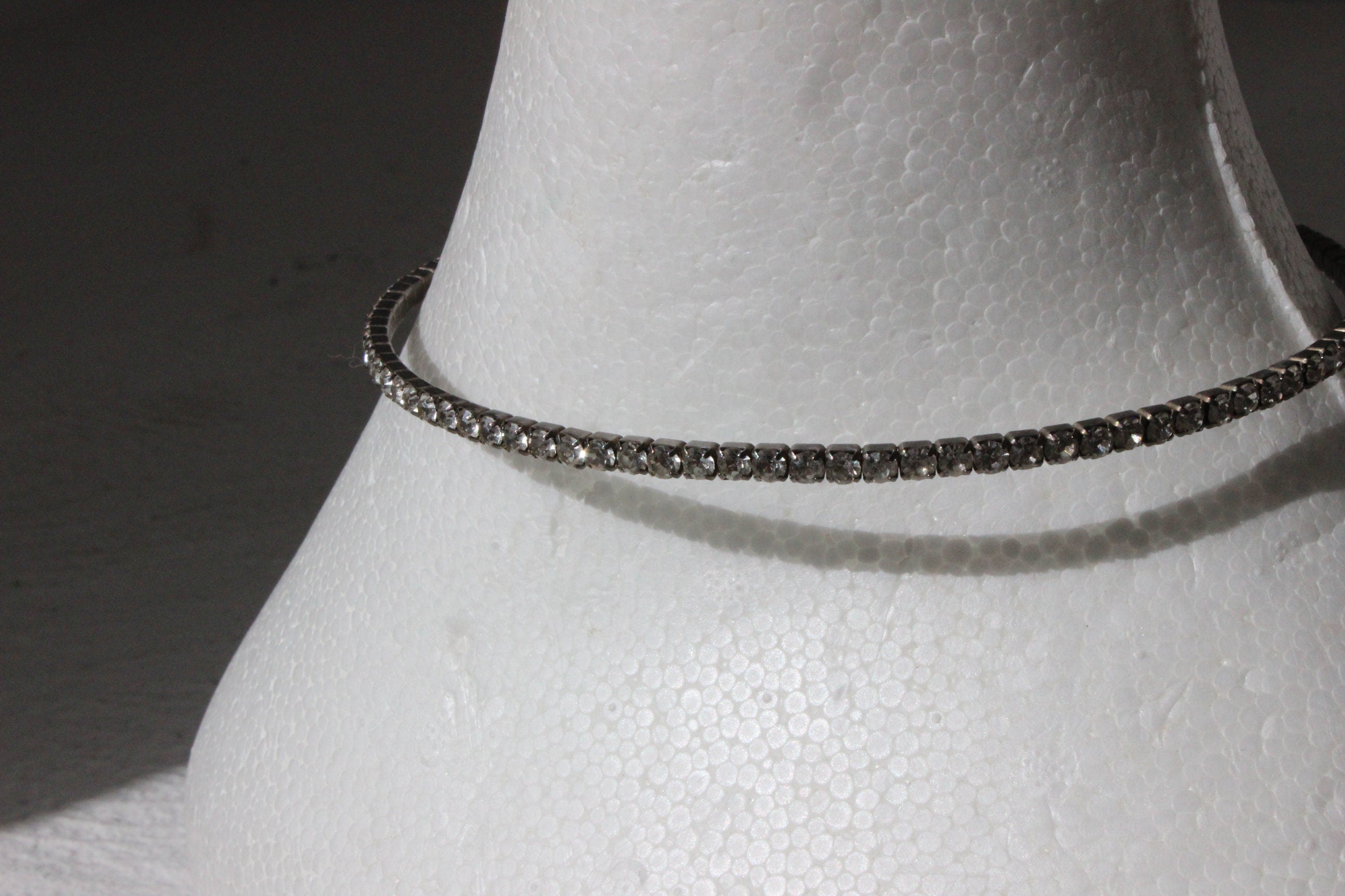 BALLETCORE 90s Silver Rhinestone Choker