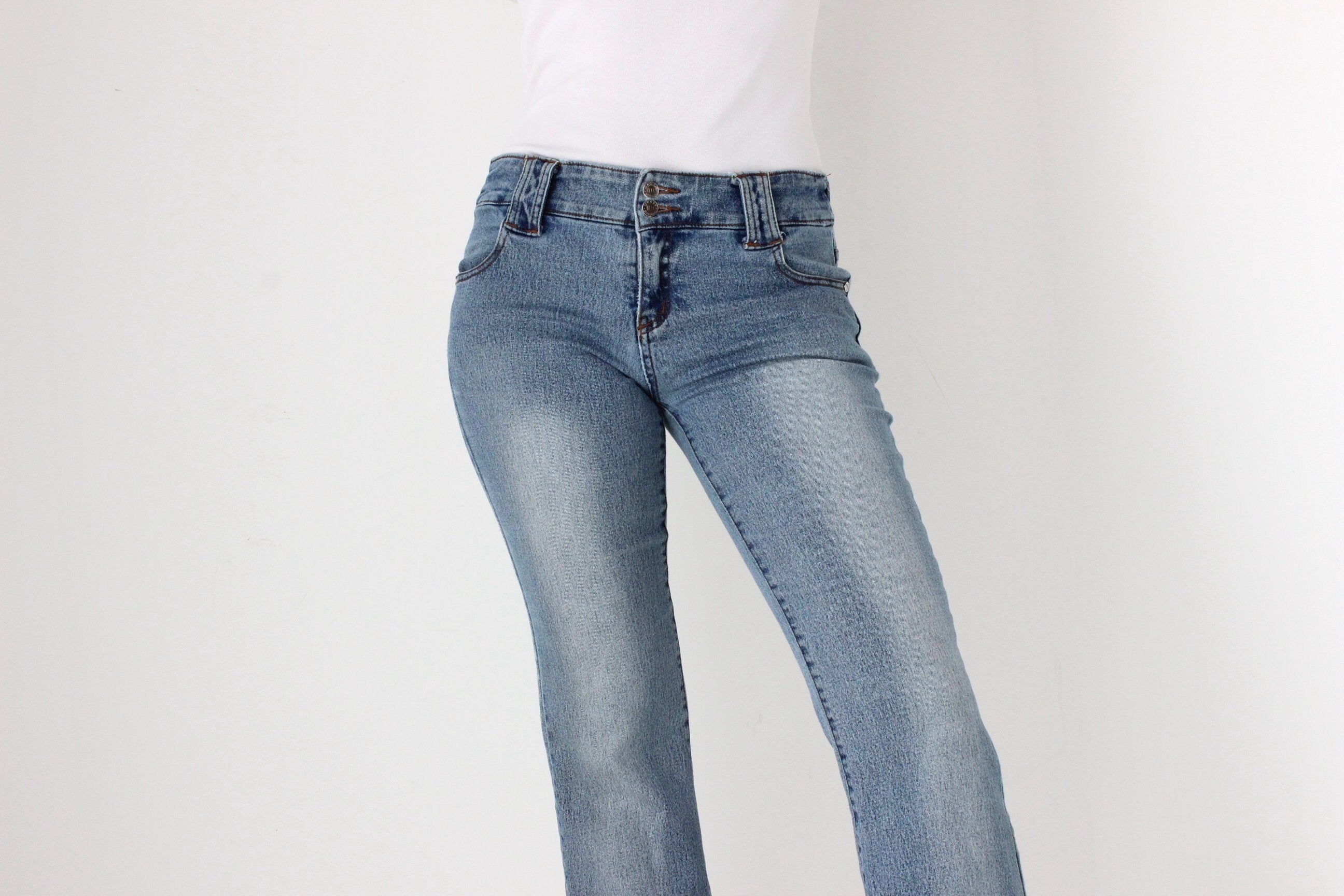 Amazing Y2K Stretch Denim Low Rise Bell Bottom Jeans