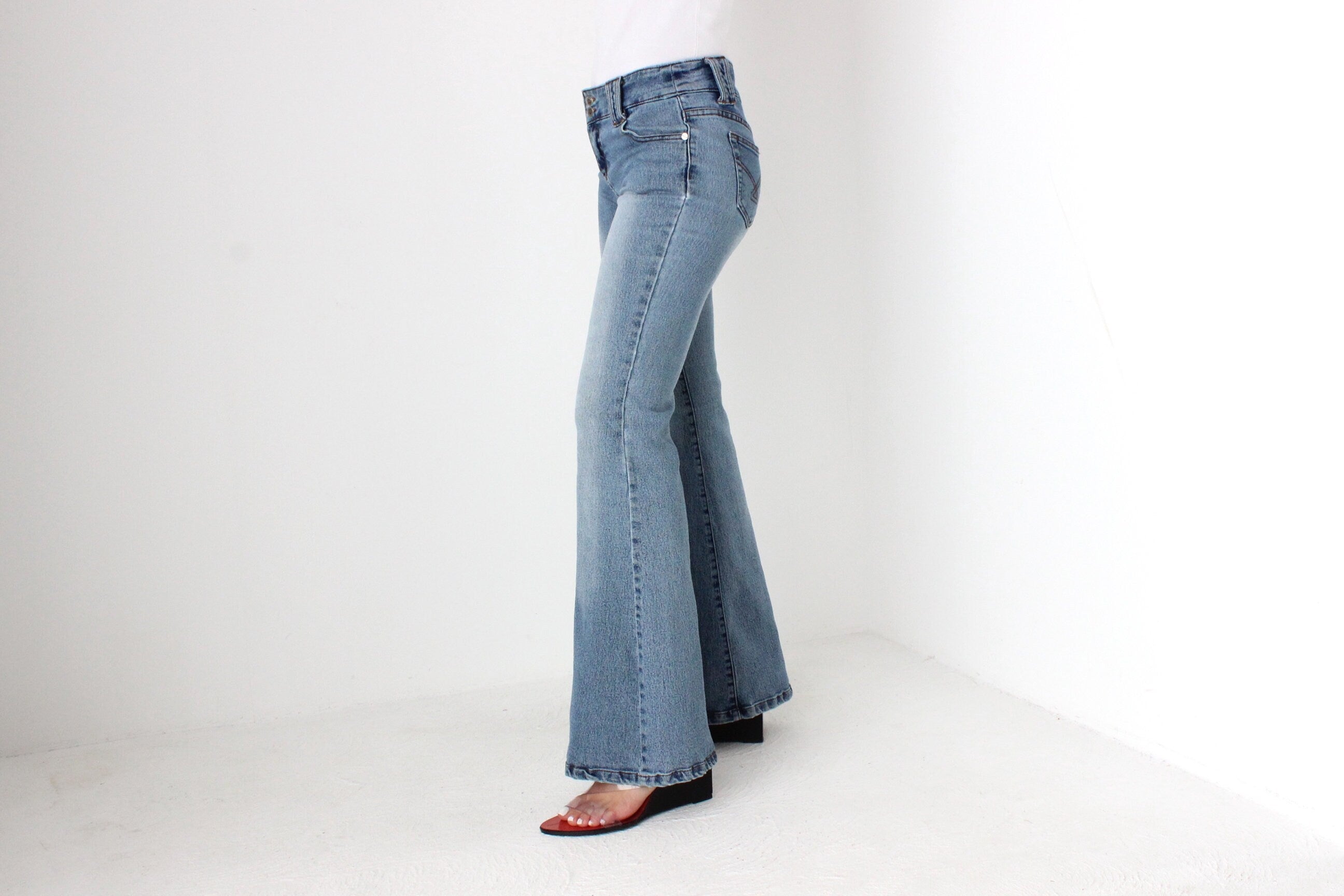 Amazing Y2K Stretch Denim Low Rise Bell Bottom Jeans