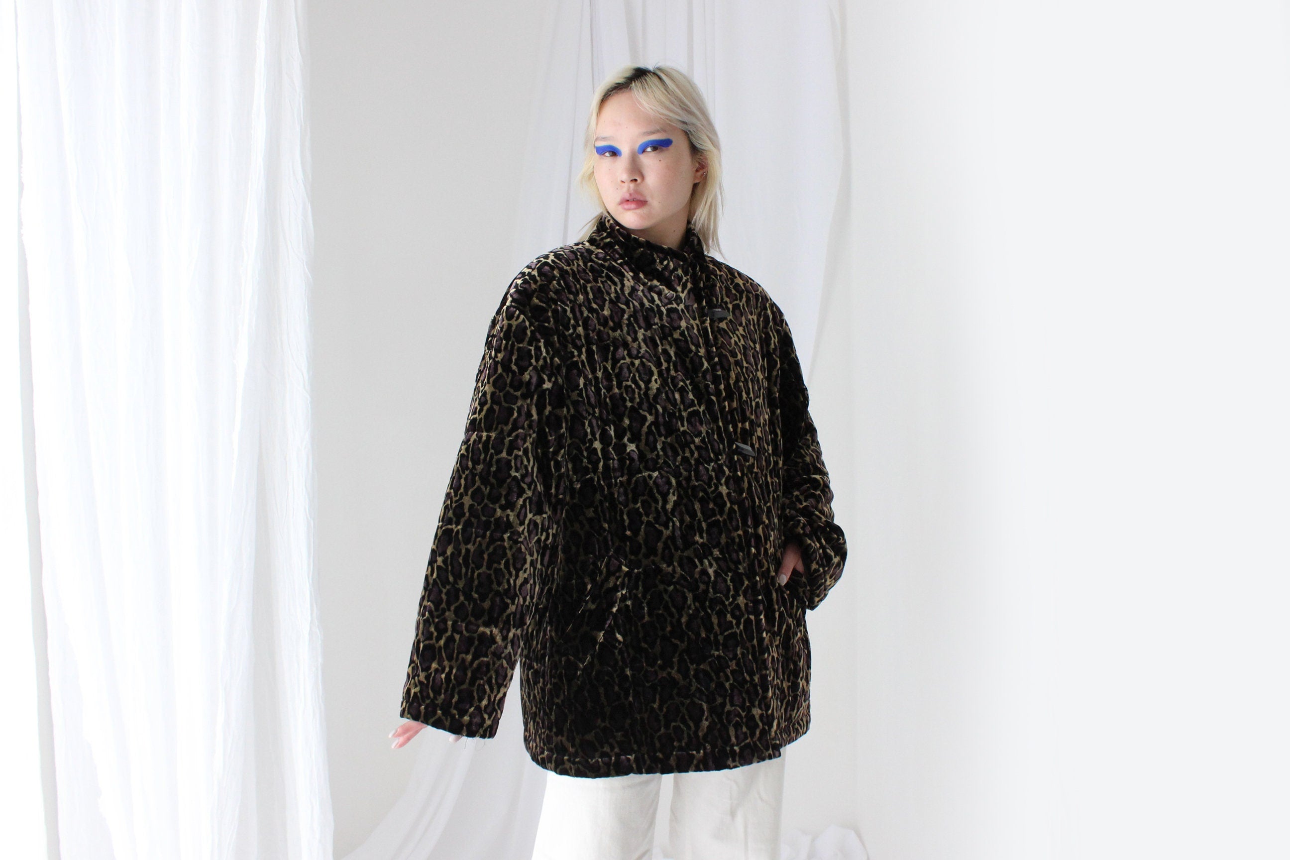 80s PURE SILK VELVET Quilted Puffer Coat in Leopard Print