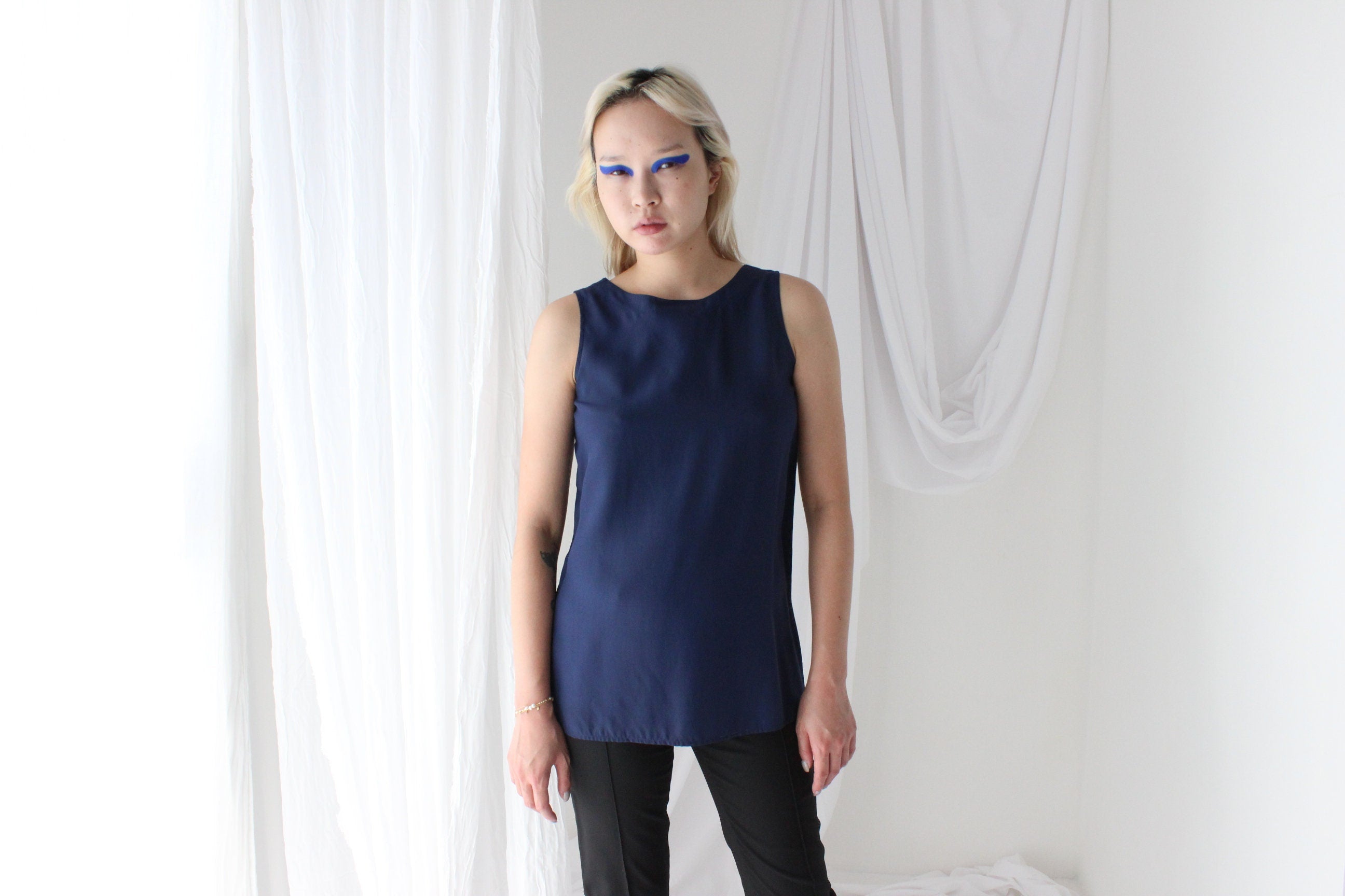 90s Pure Silk Sleeveless Tank Top in Navy Satin