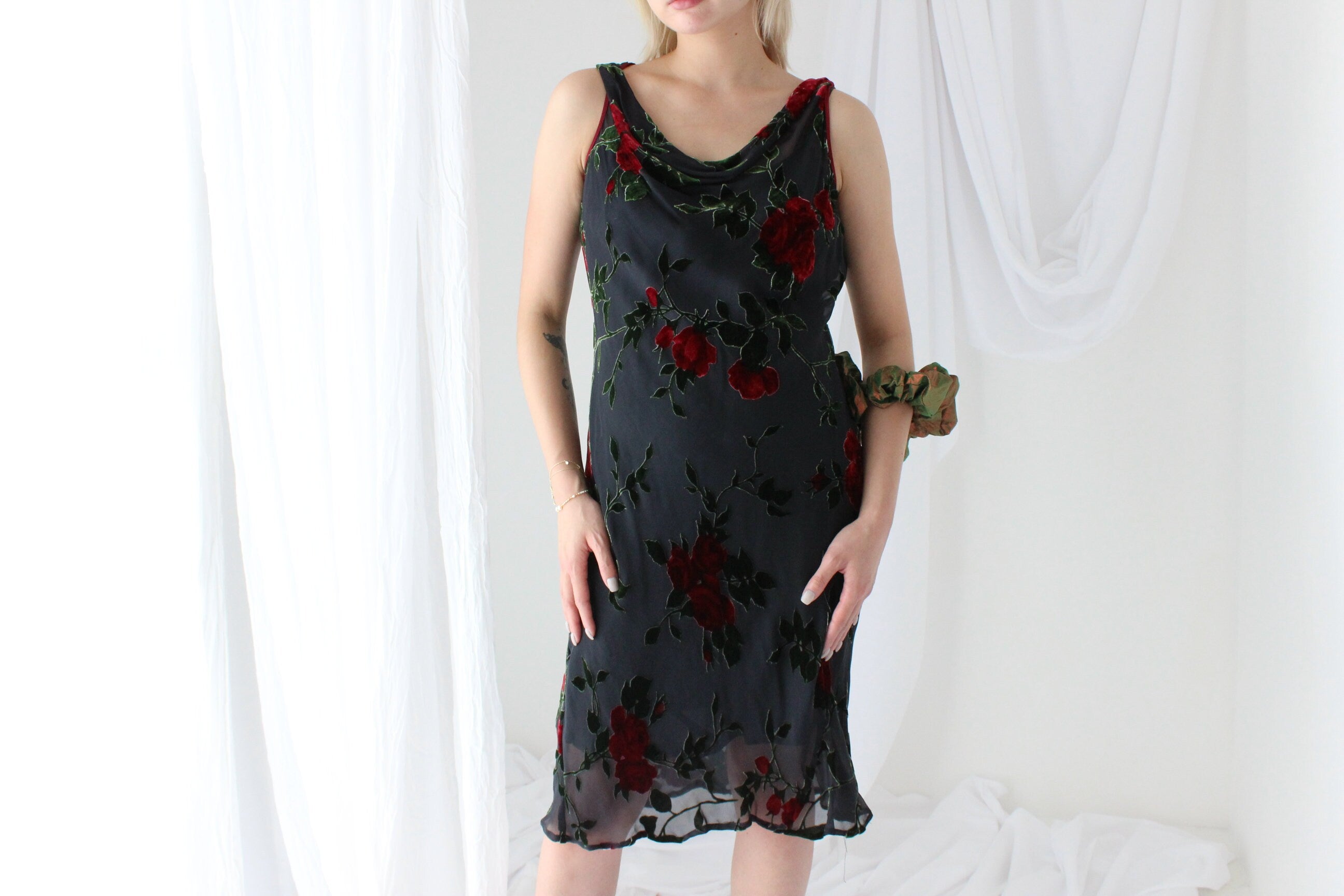90s PURE SILK VELVET Red Rose Gothic Cocktail Dress