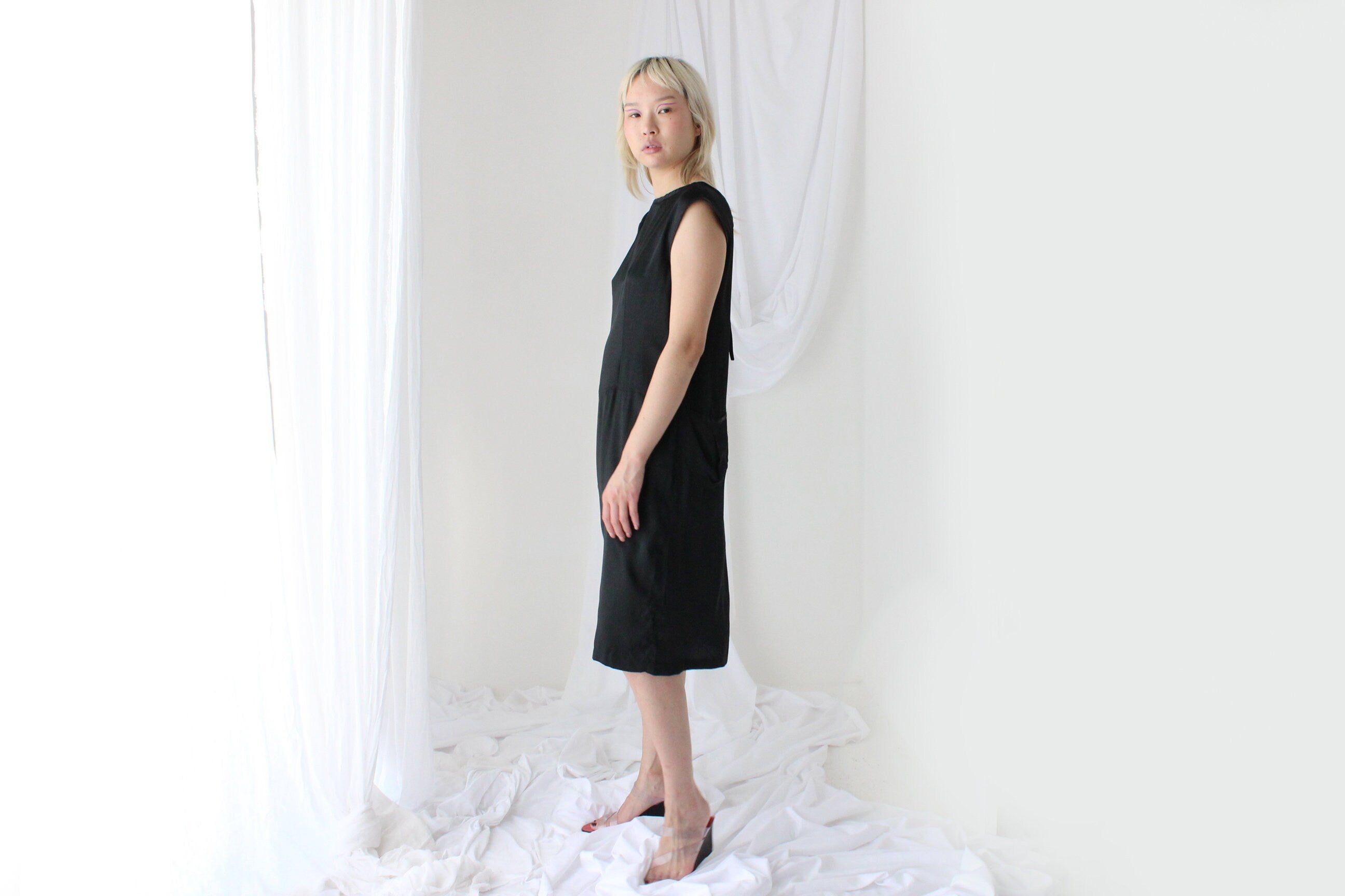 2000s Pure Silk Simple & Versatile Sheath Dress