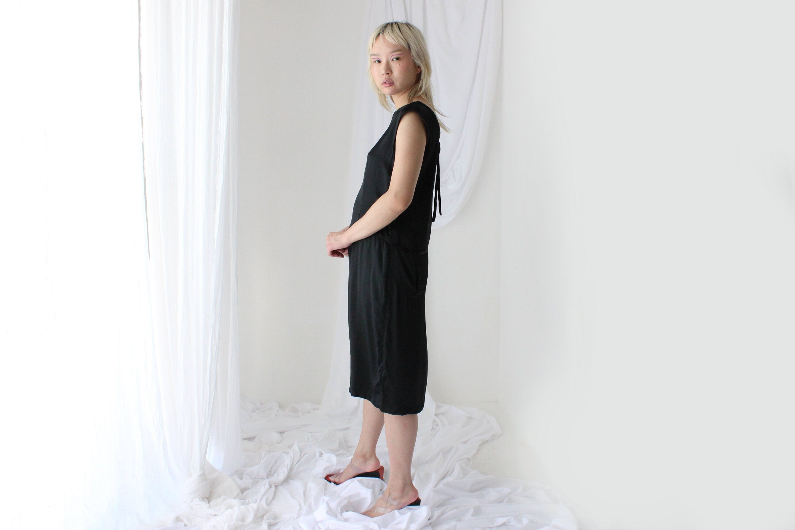 2000s Pure Silk Simple & Versatile Sheath Dress