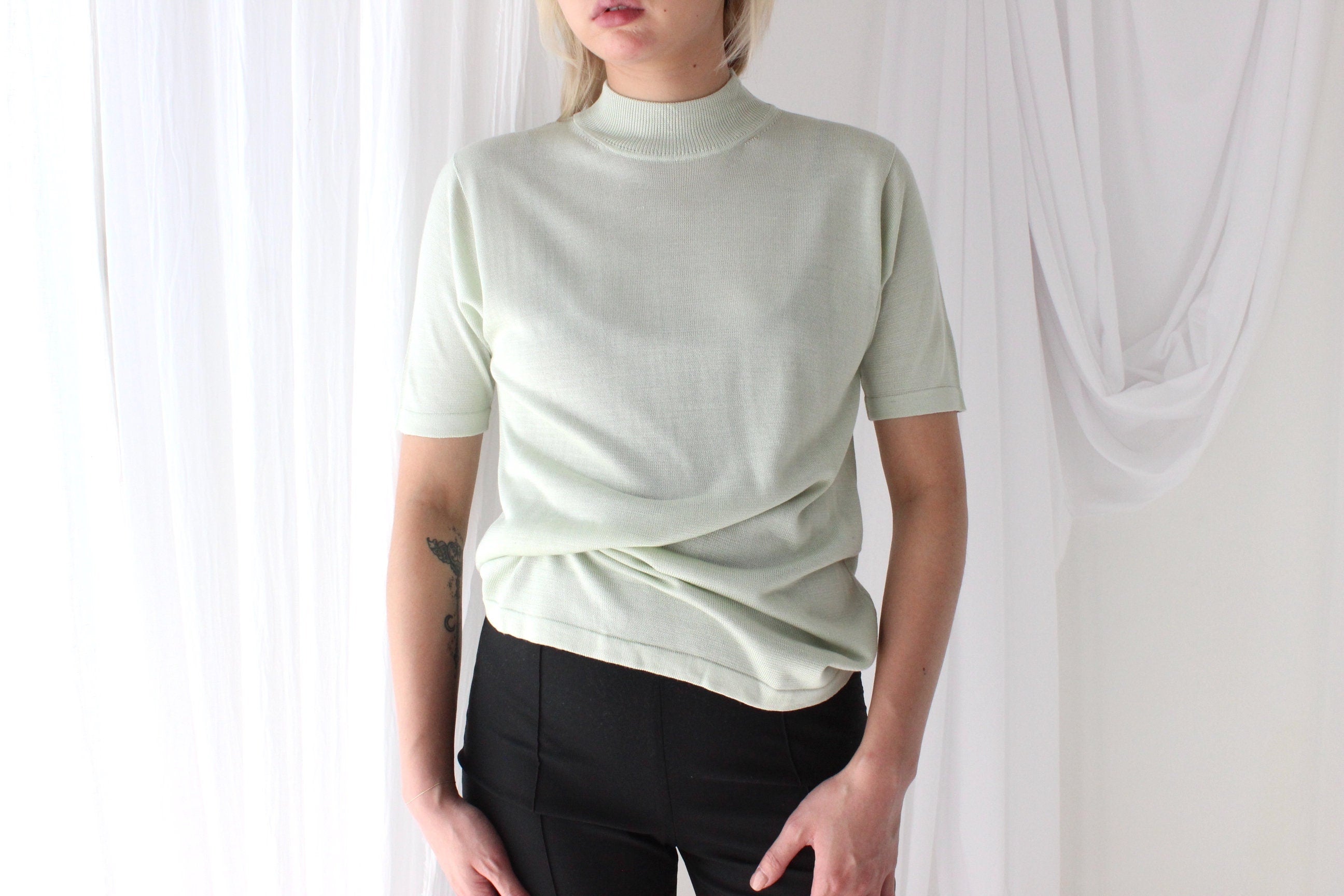 80s PURE SILK Luxury High Neck Knit in Mint