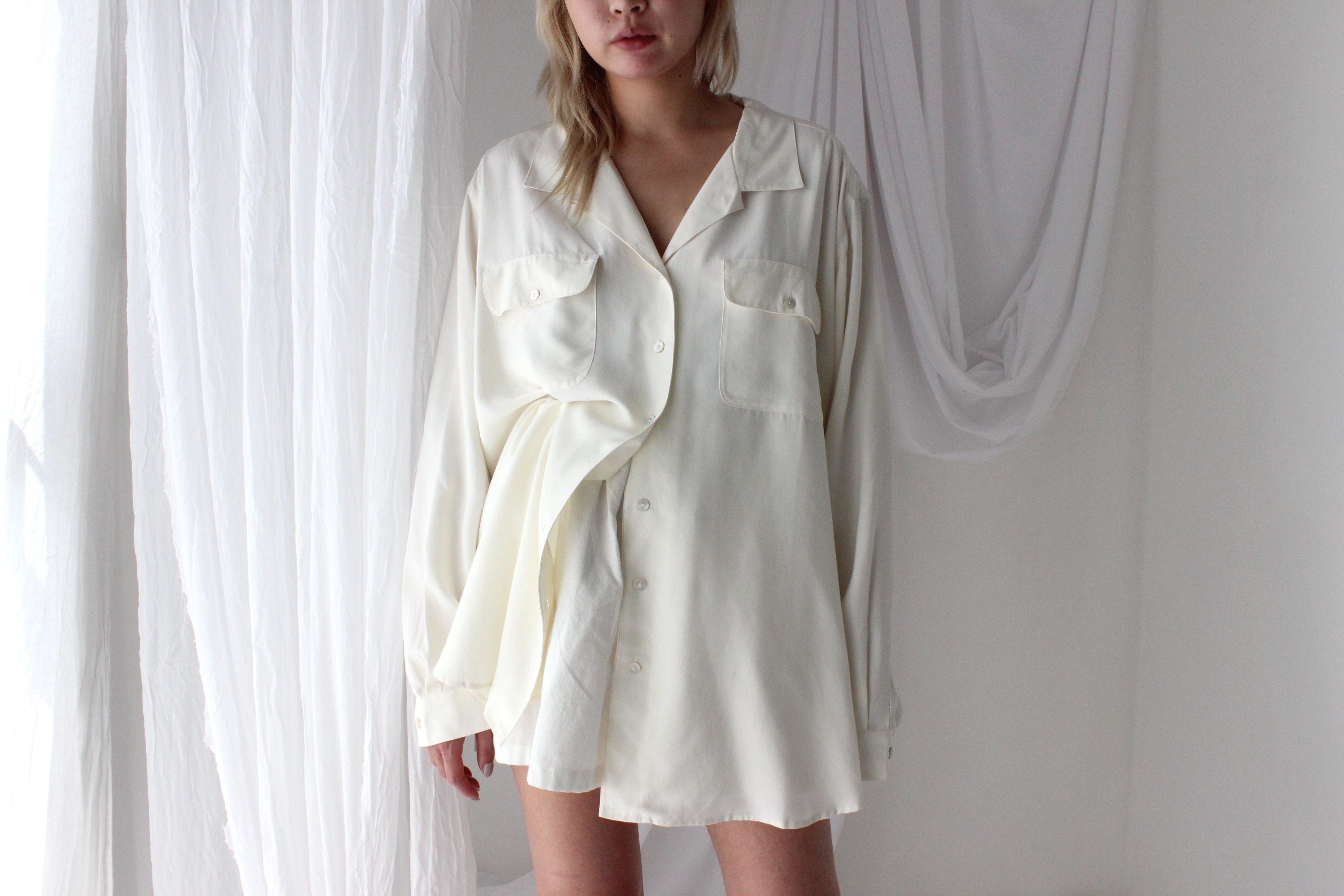 Heavenly 90s Pure Fuji Silk Cream Oversized Shirt