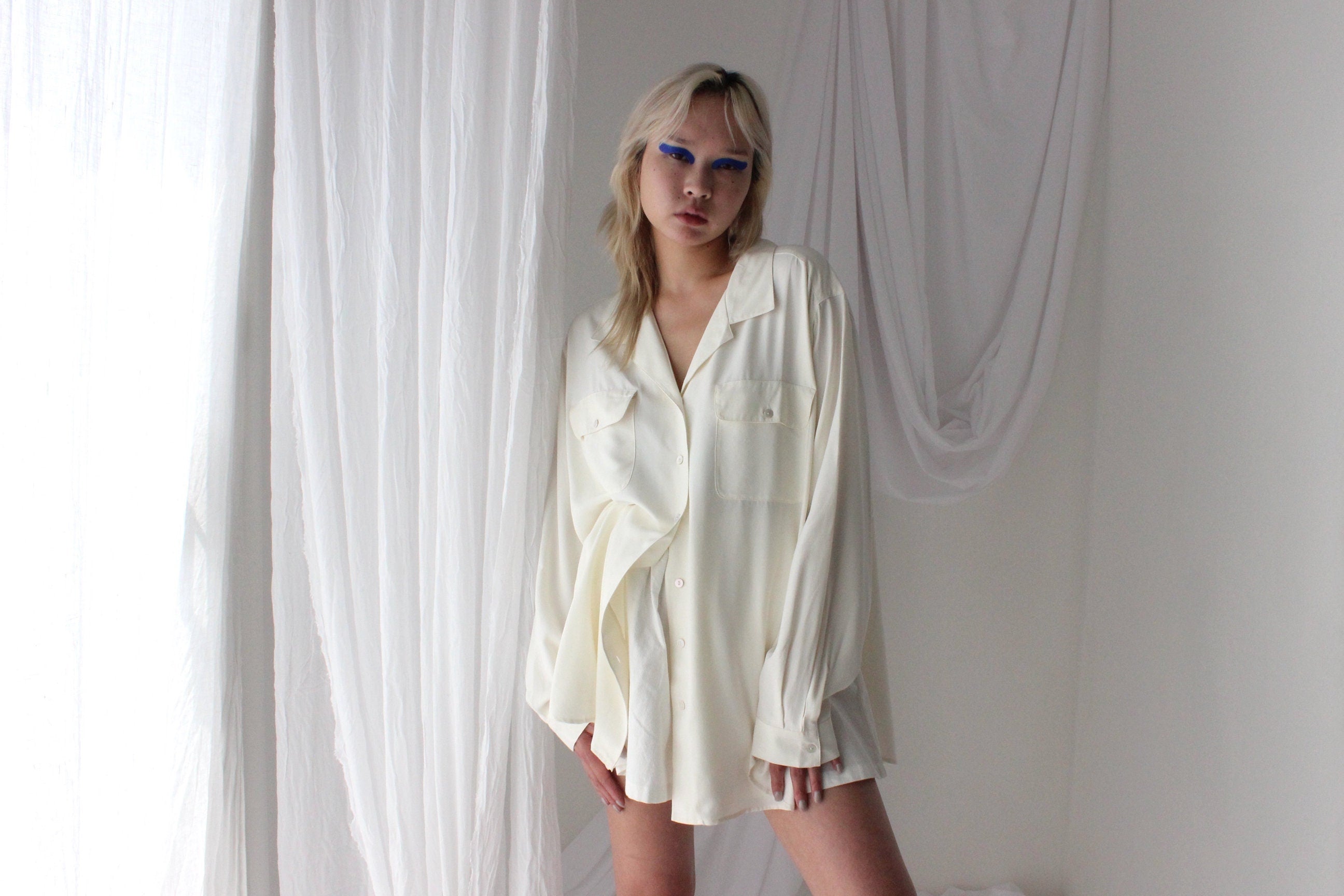 Heavenly 90s Pure Fuji Silk Cream Oversized Shirt