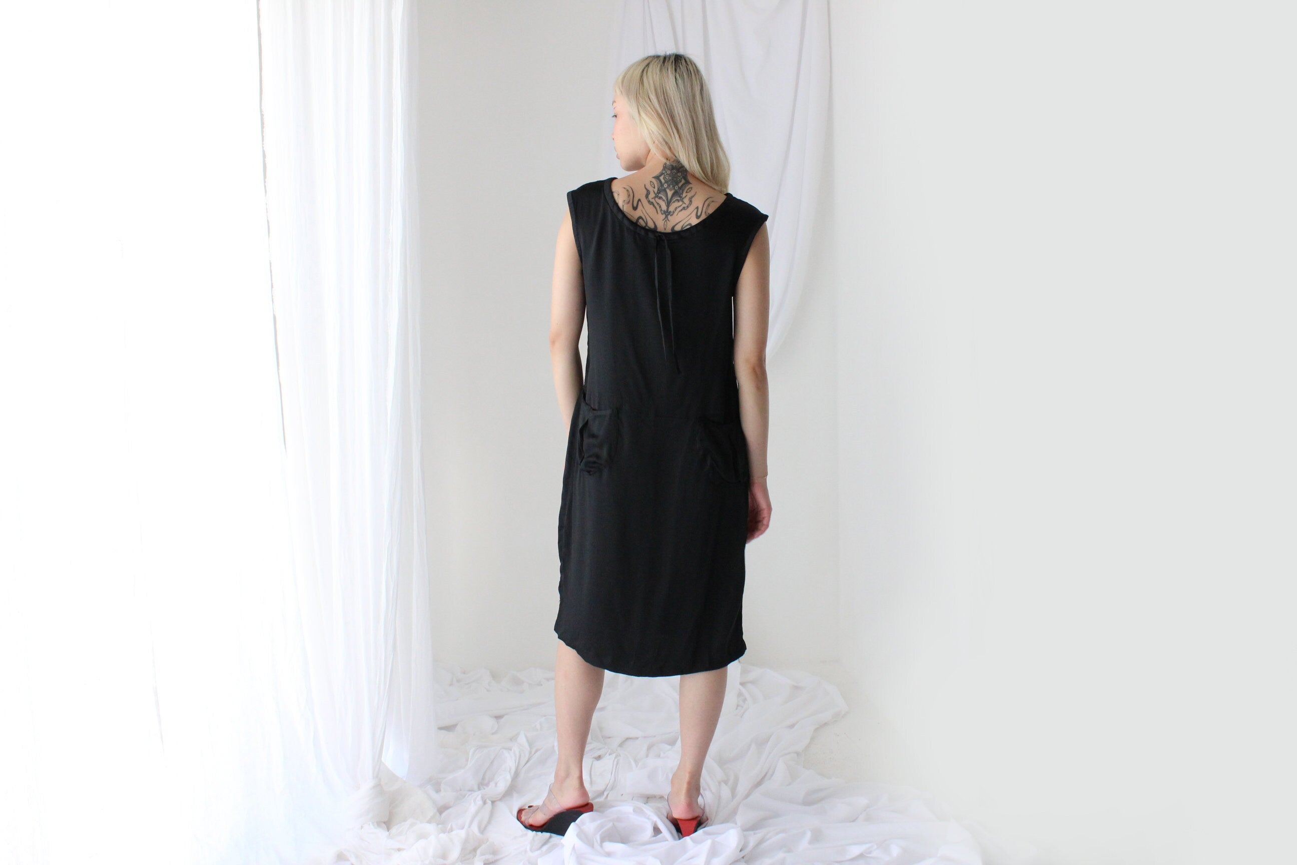 2000s Pure Silk Simple & Versatile Sheath Dress