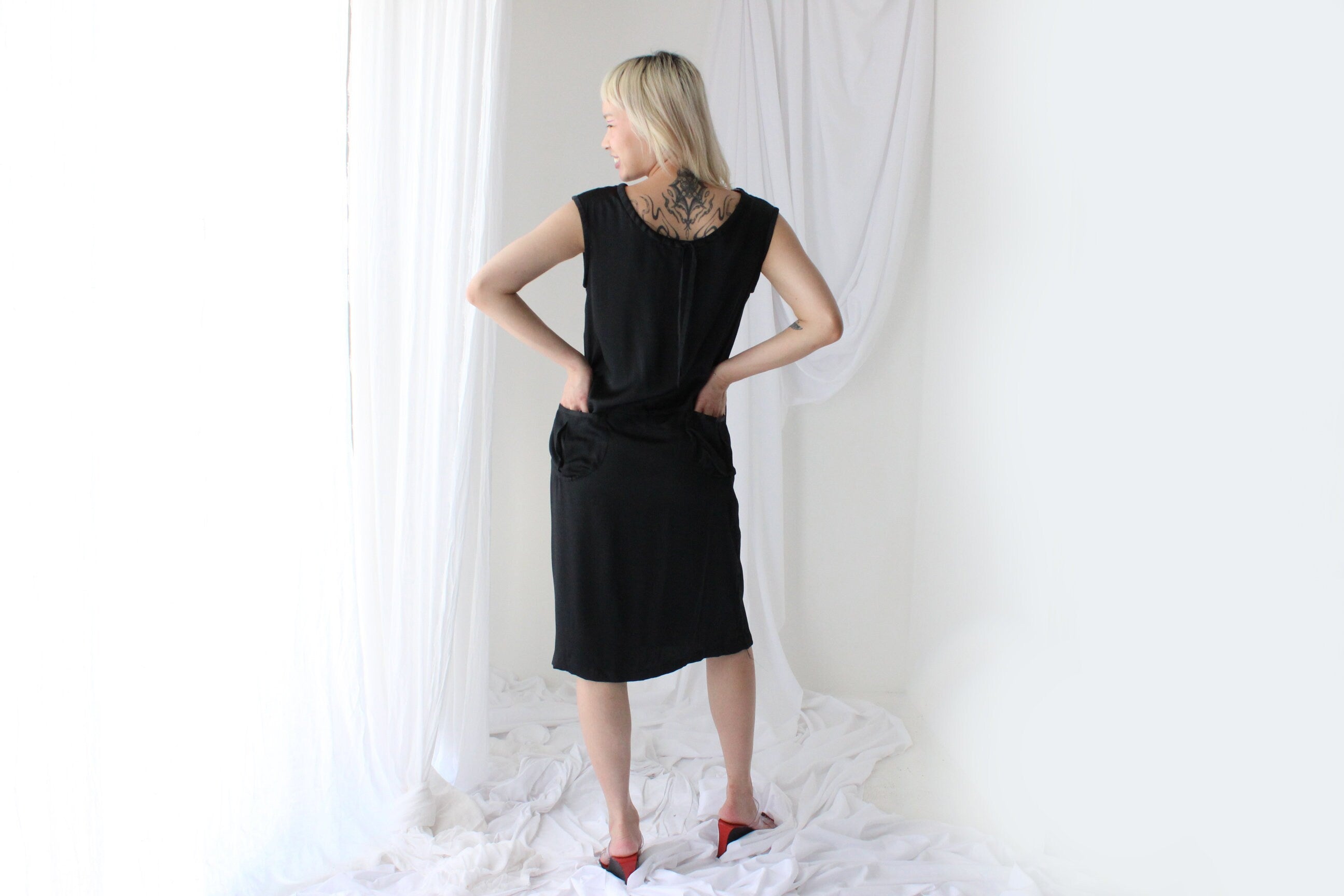 2000s Pure Silk Simple & Versatile Sheath Dress