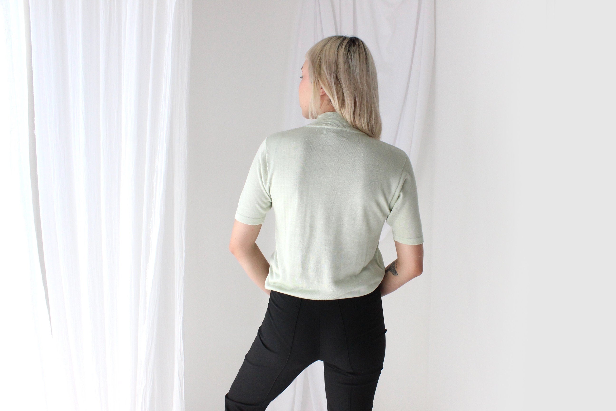 80s PURE SILK Luxury High Neck Knit in Mint