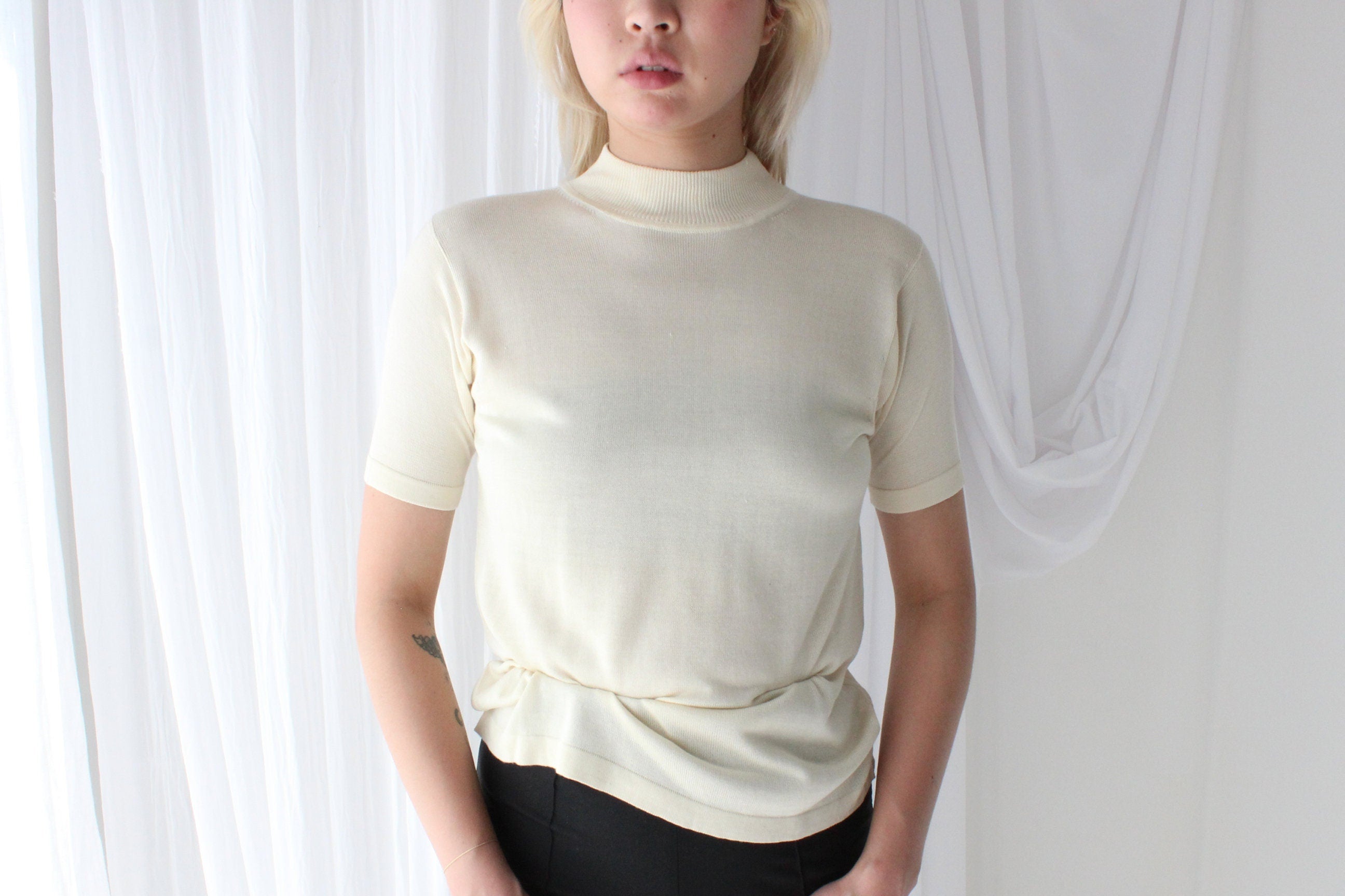 80s PURE SILK Luxury High Neck Knit in Ivory