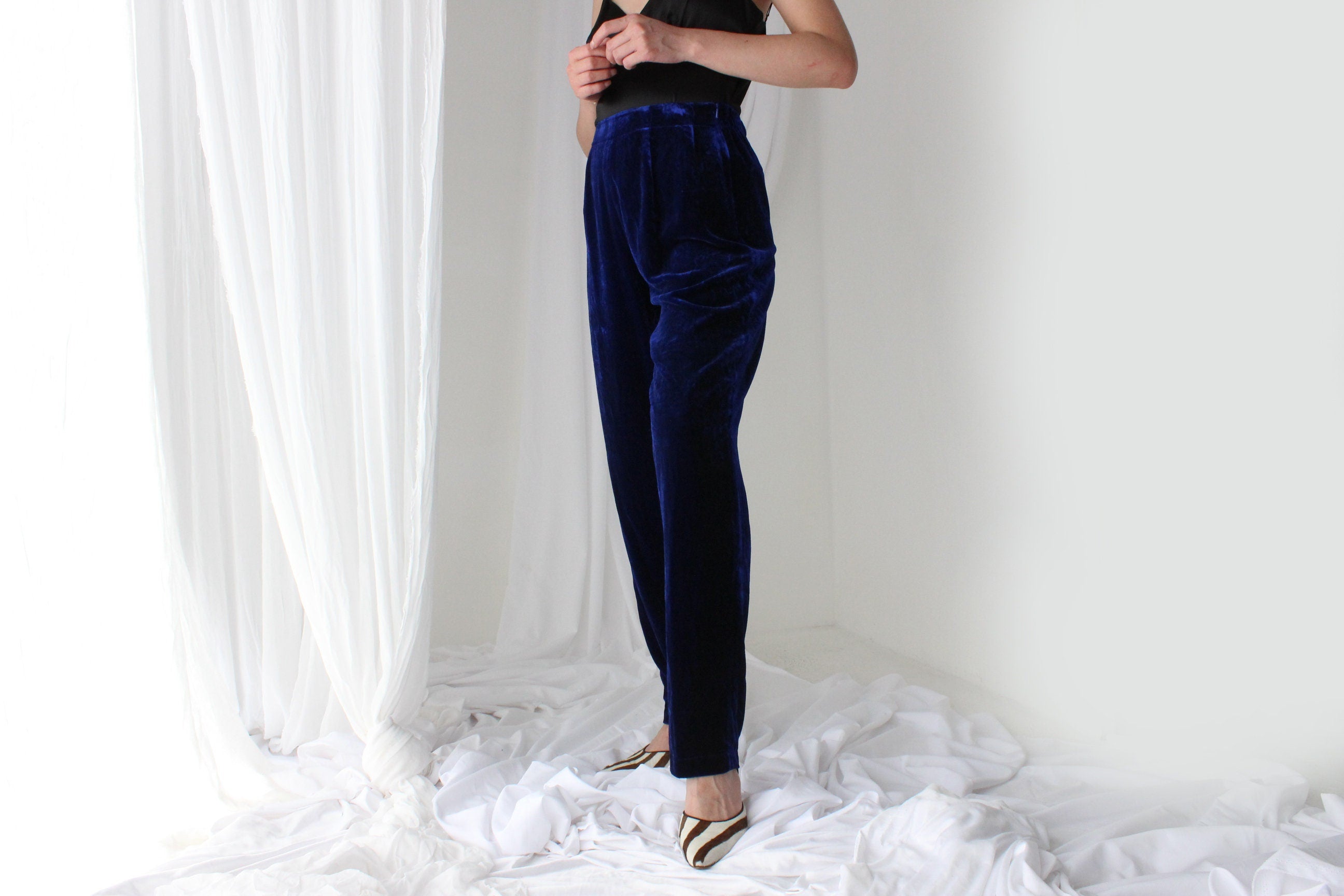 90s LUSH SILK VELVET High Waist Trousers in Blue