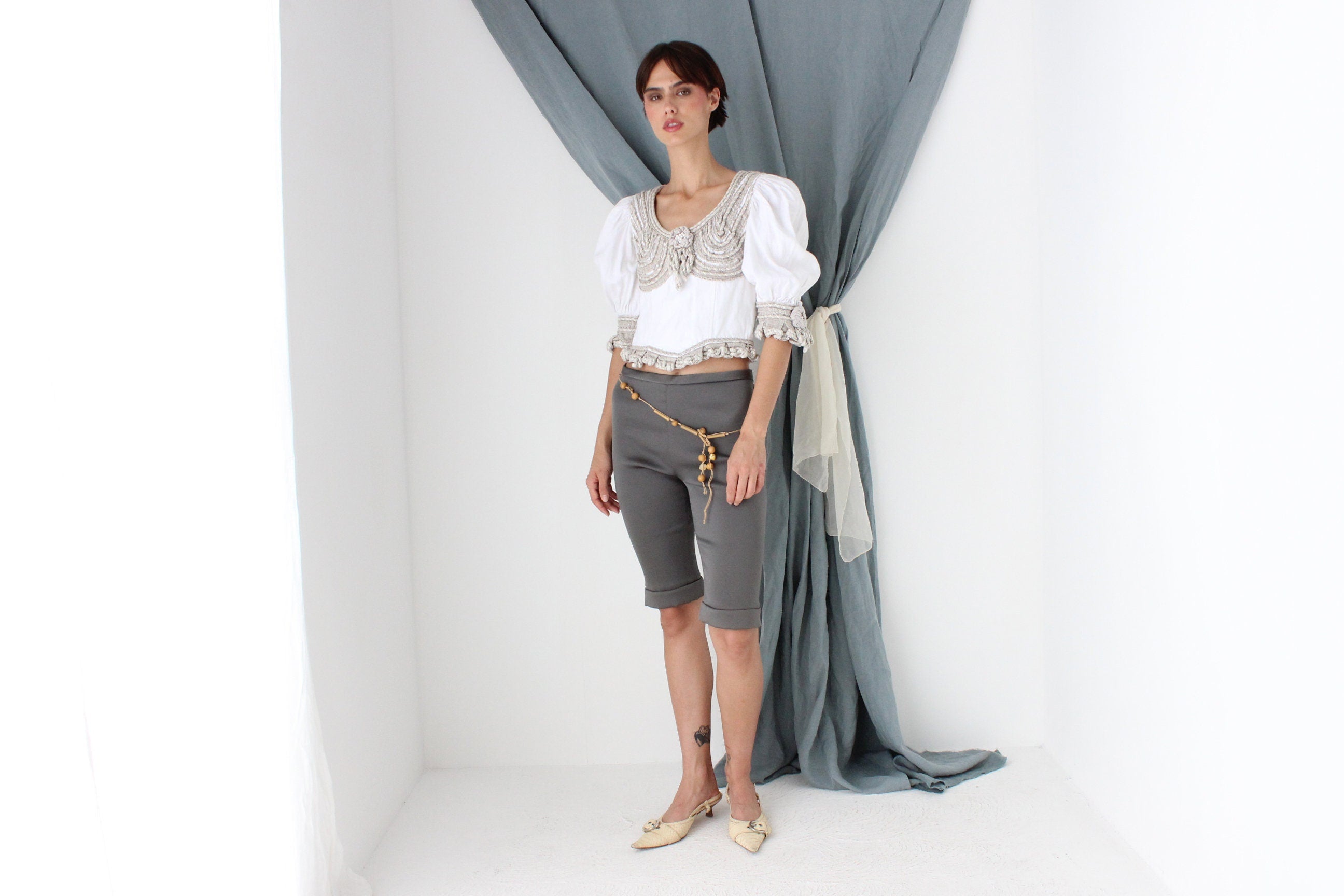 MADE IN ITALY 80s Detailed Rope & Macrame Linen Puff Sleeve Top