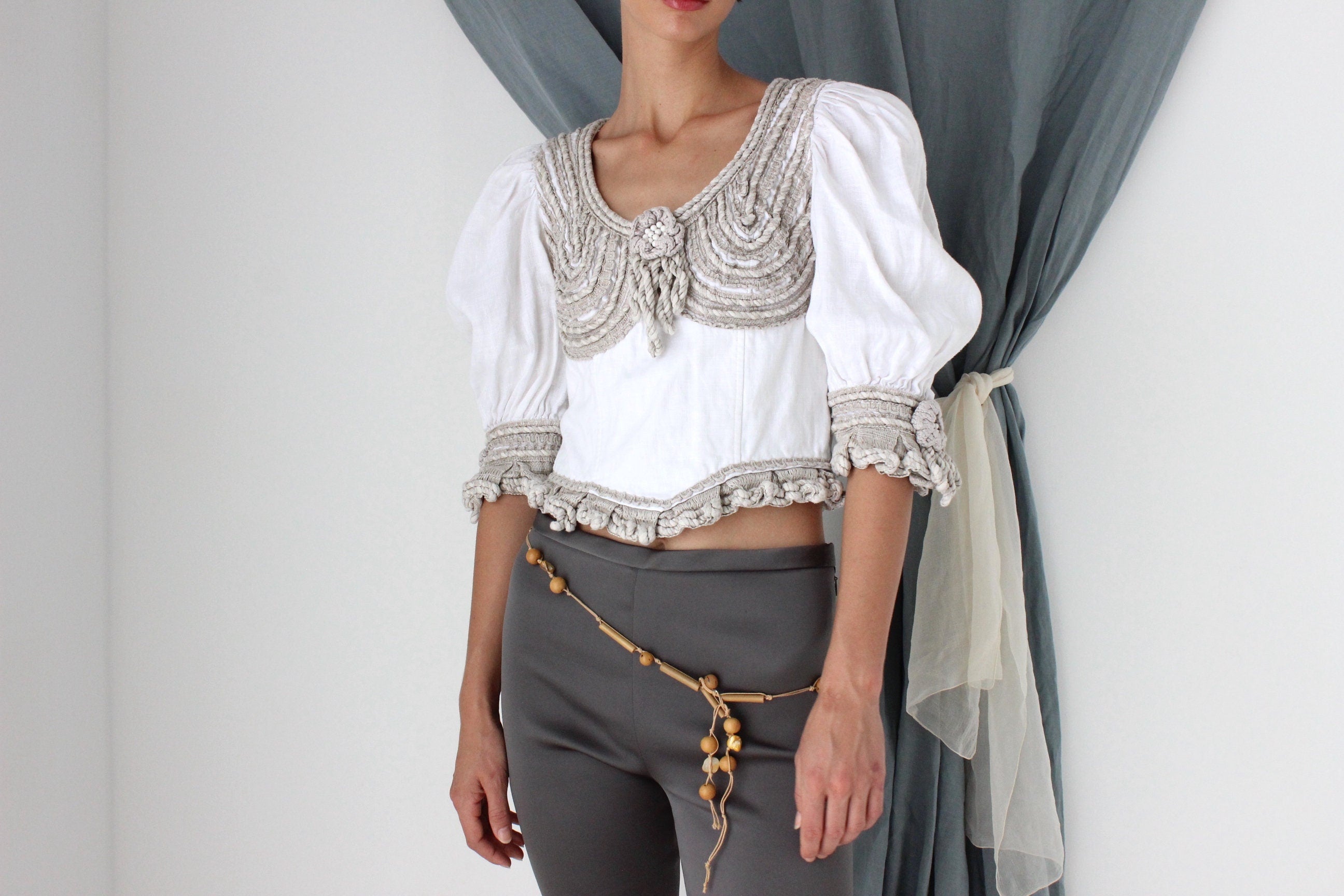 MADE IN ITALY 80s Detailed Rope & Macrame Linen Puff Sleeve Top