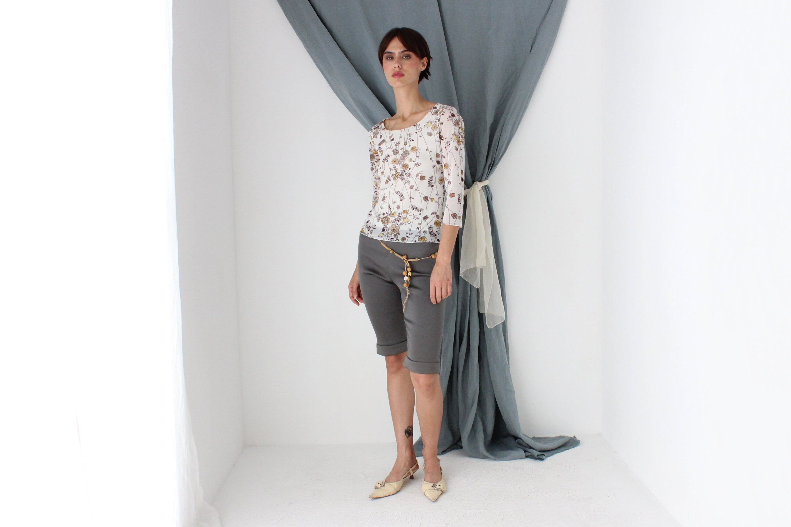 MADE IN ITALY 90s Floral Mesh Top