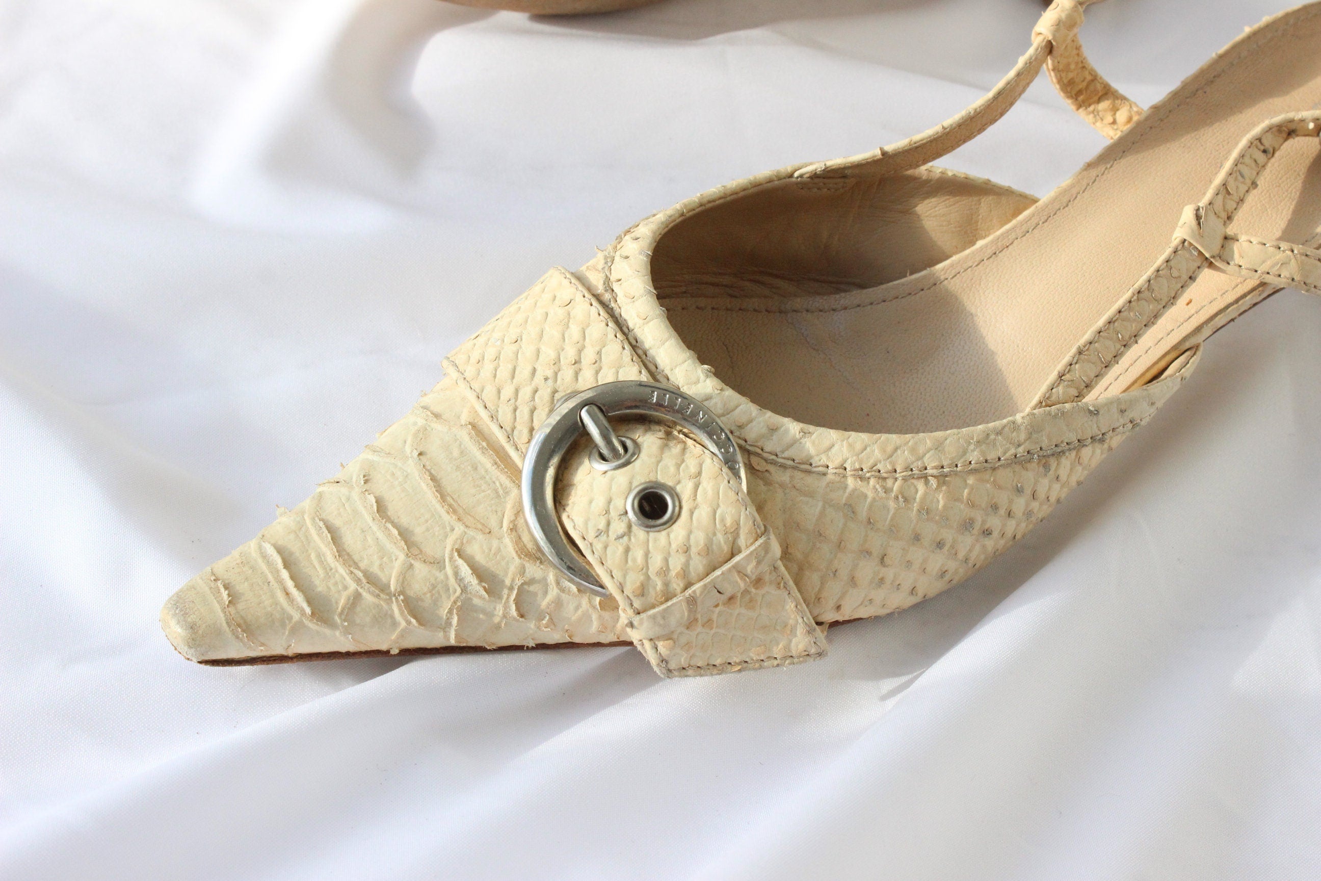 MADE IN ITALY Y2K Coccinelli Leather Croc Look Pointed Toe Kitten Heels - Euro 40