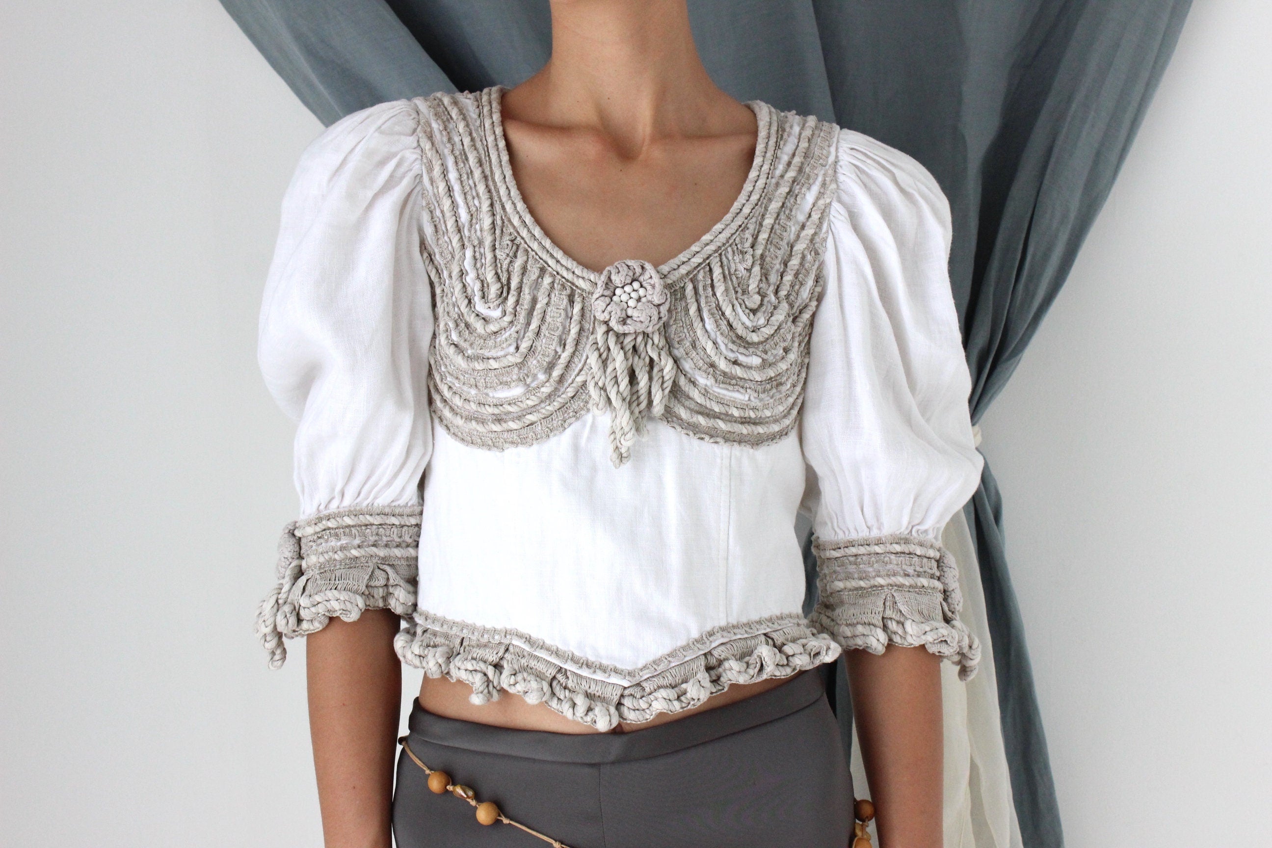 MADE IN ITALY 80s Detailed Rope & Macrame Linen Puff Sleeve Top