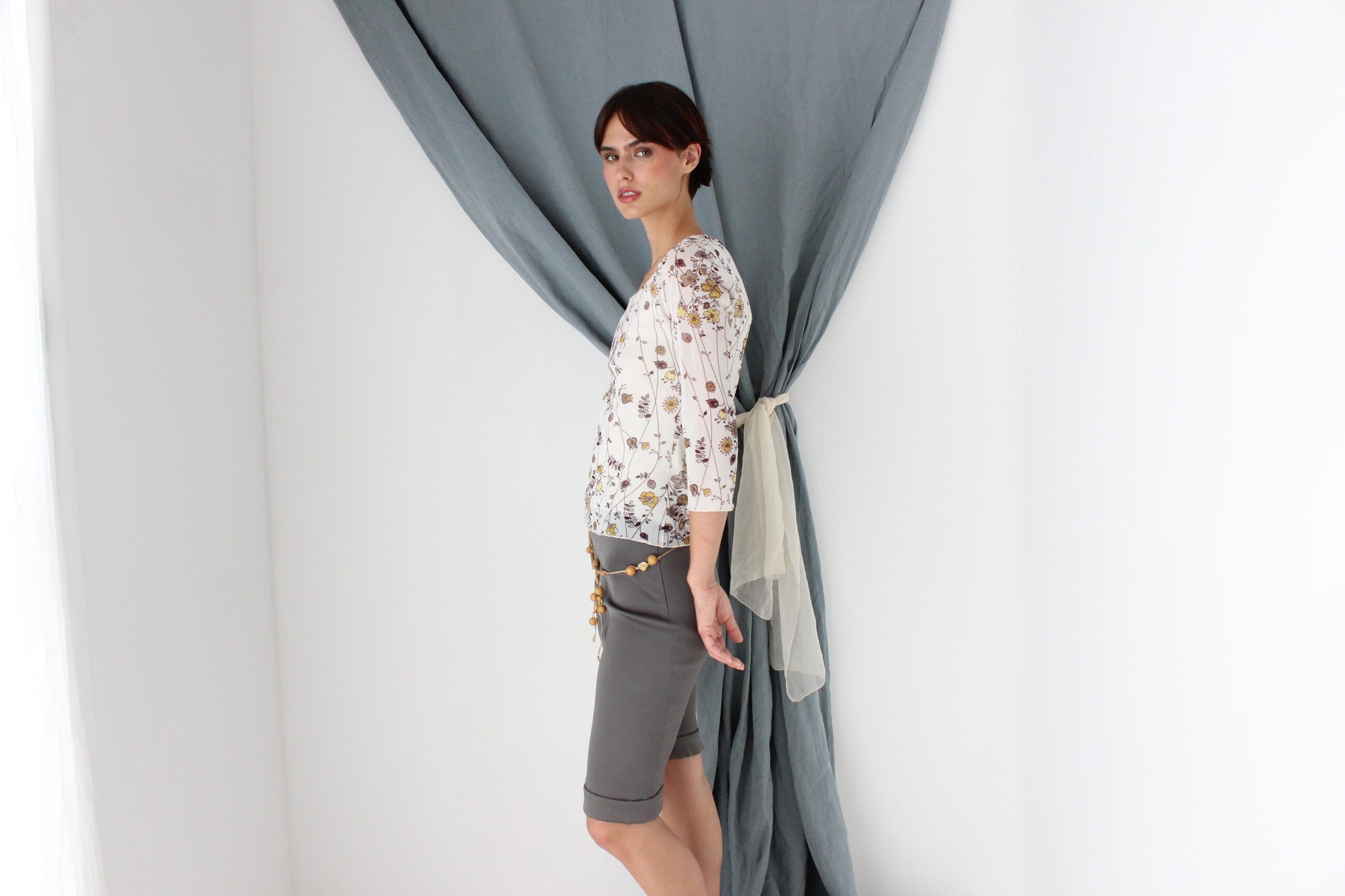 MADE IN ITALY 90s Floral Mesh Top
