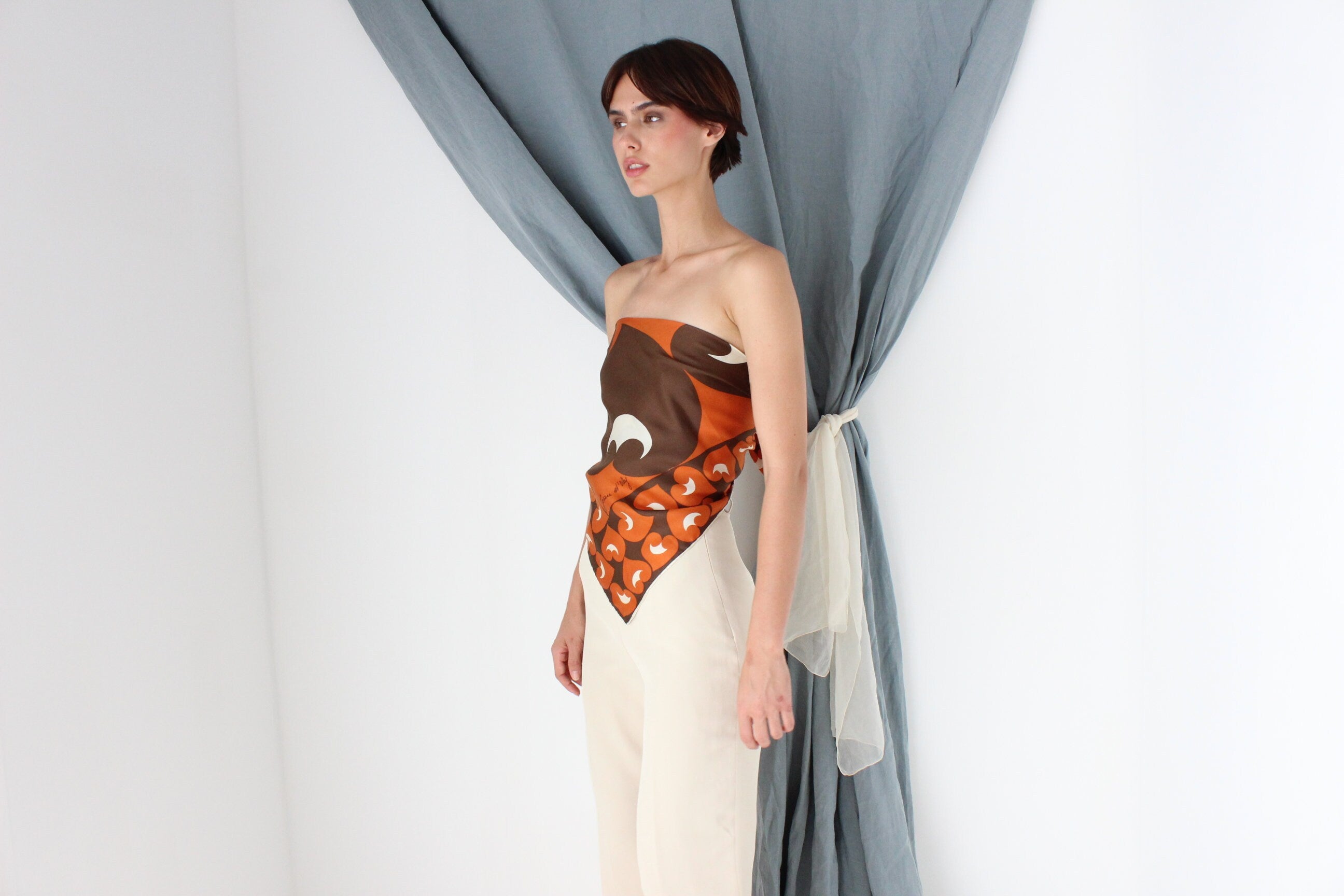 MADE IN ITALY 70s Warm Toned Modernist Silk Scarf