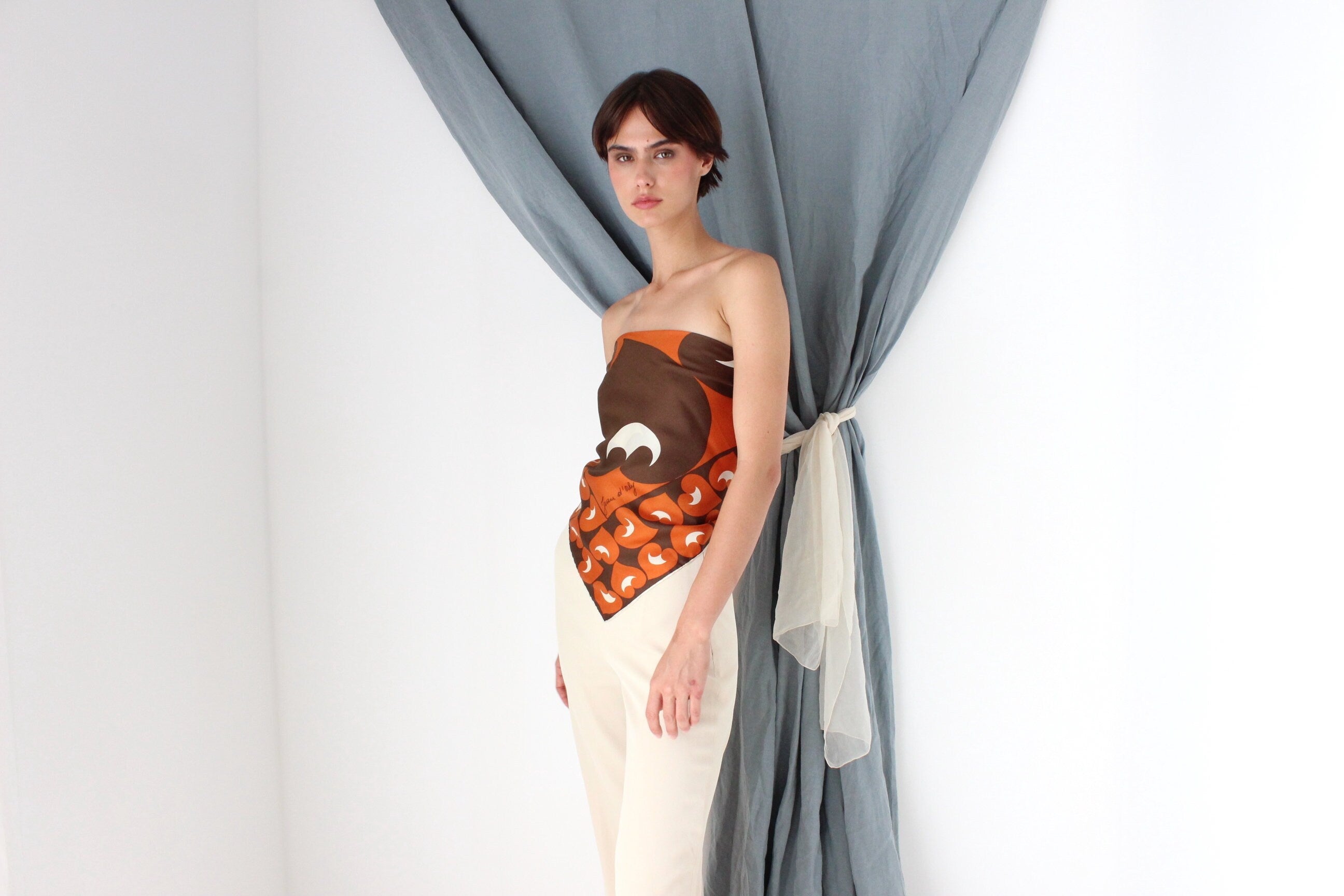 MADE IN ITALY 70s Warm Toned Modernist Silk Scarf