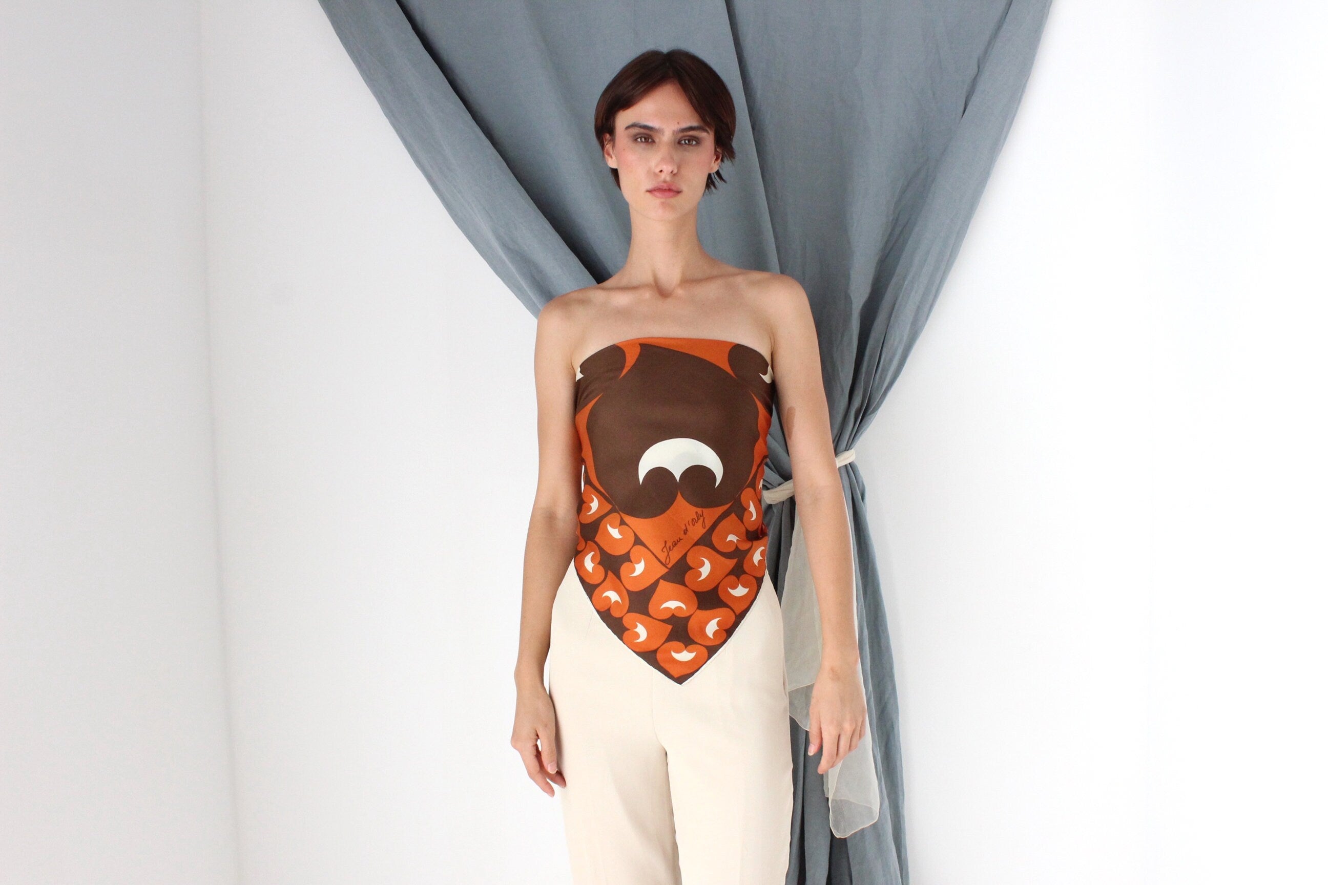 MADE IN ITALY 70s Warm Toned Modernist Silk Scarf