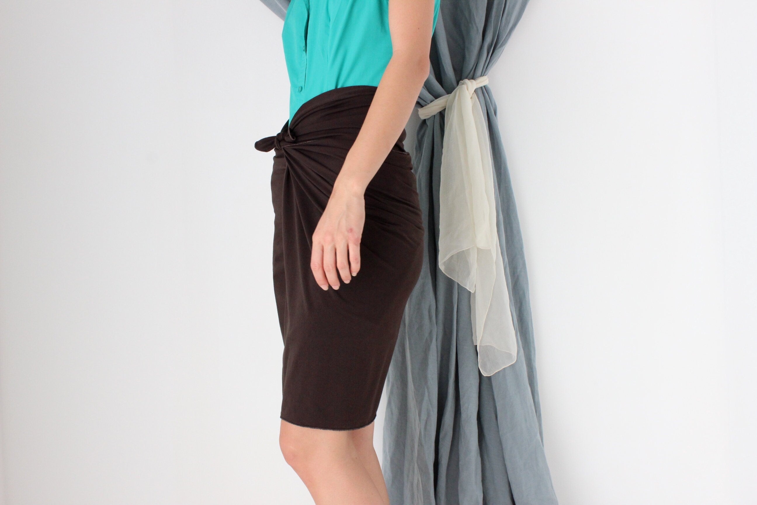 MADE IN ITALY 90s Wool Blend Chocolate Tie / Wrap Skirt