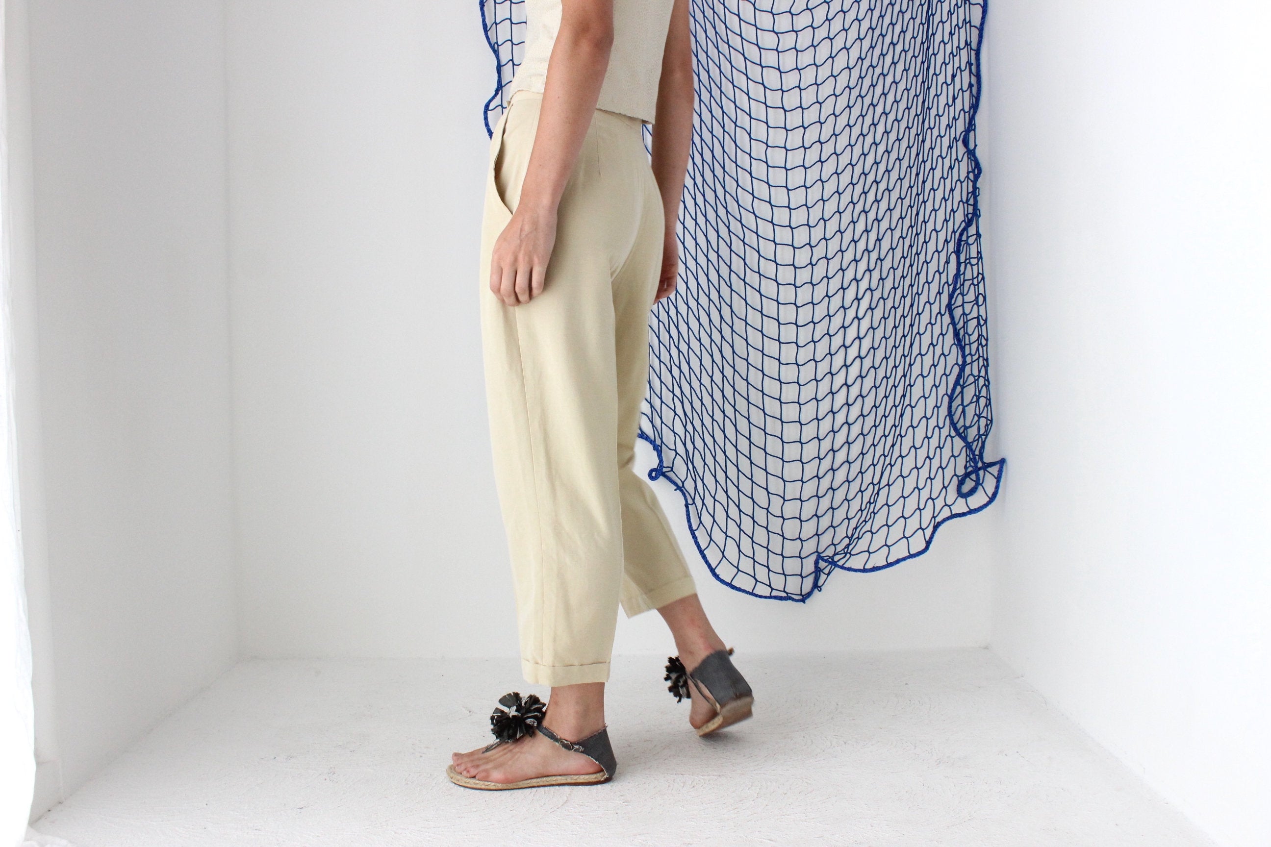 FOUND IN GREECE 90s Cream Crepe Cropped Trousers