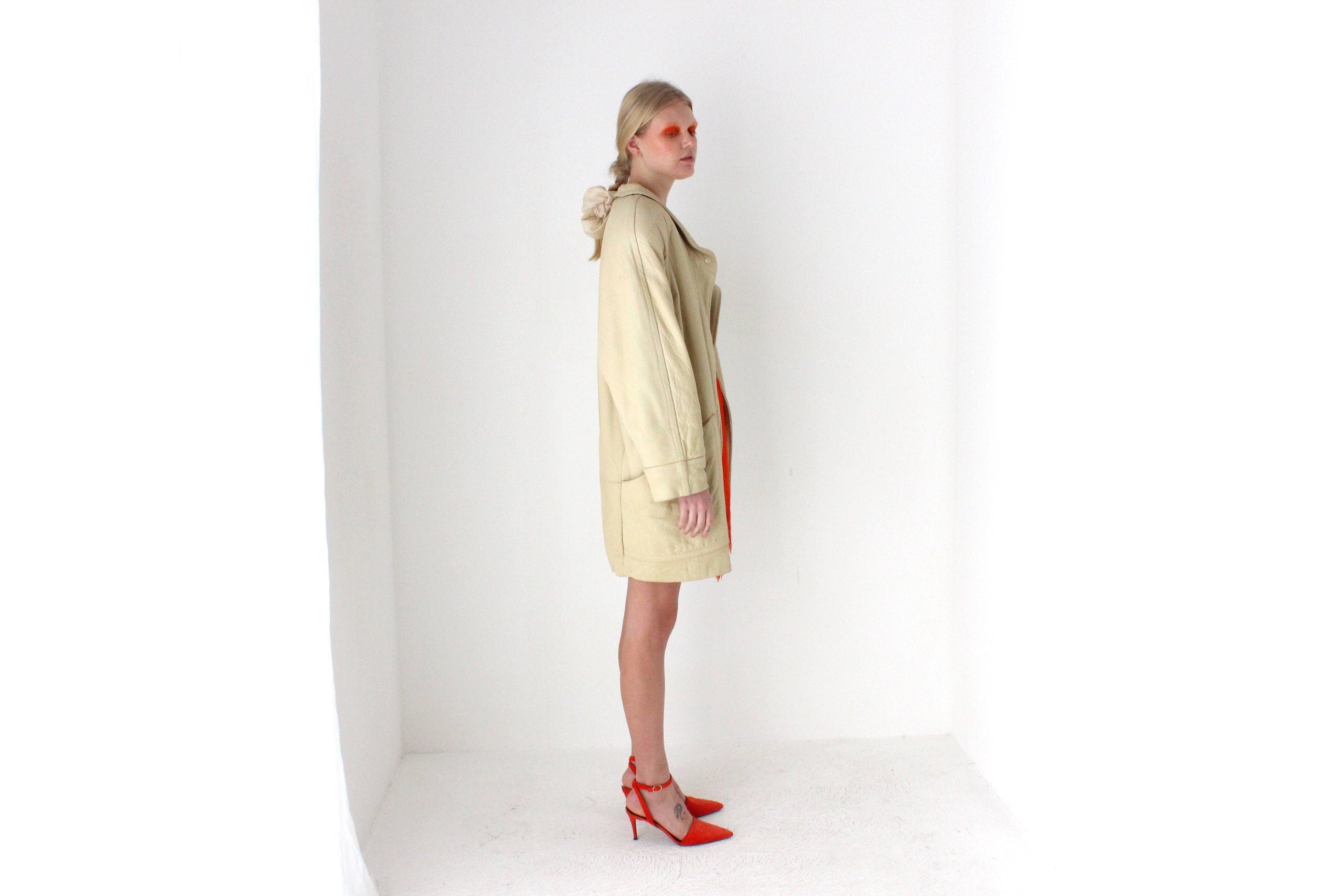 80s Vakko Bold Shoulder Neutral Leather Coat