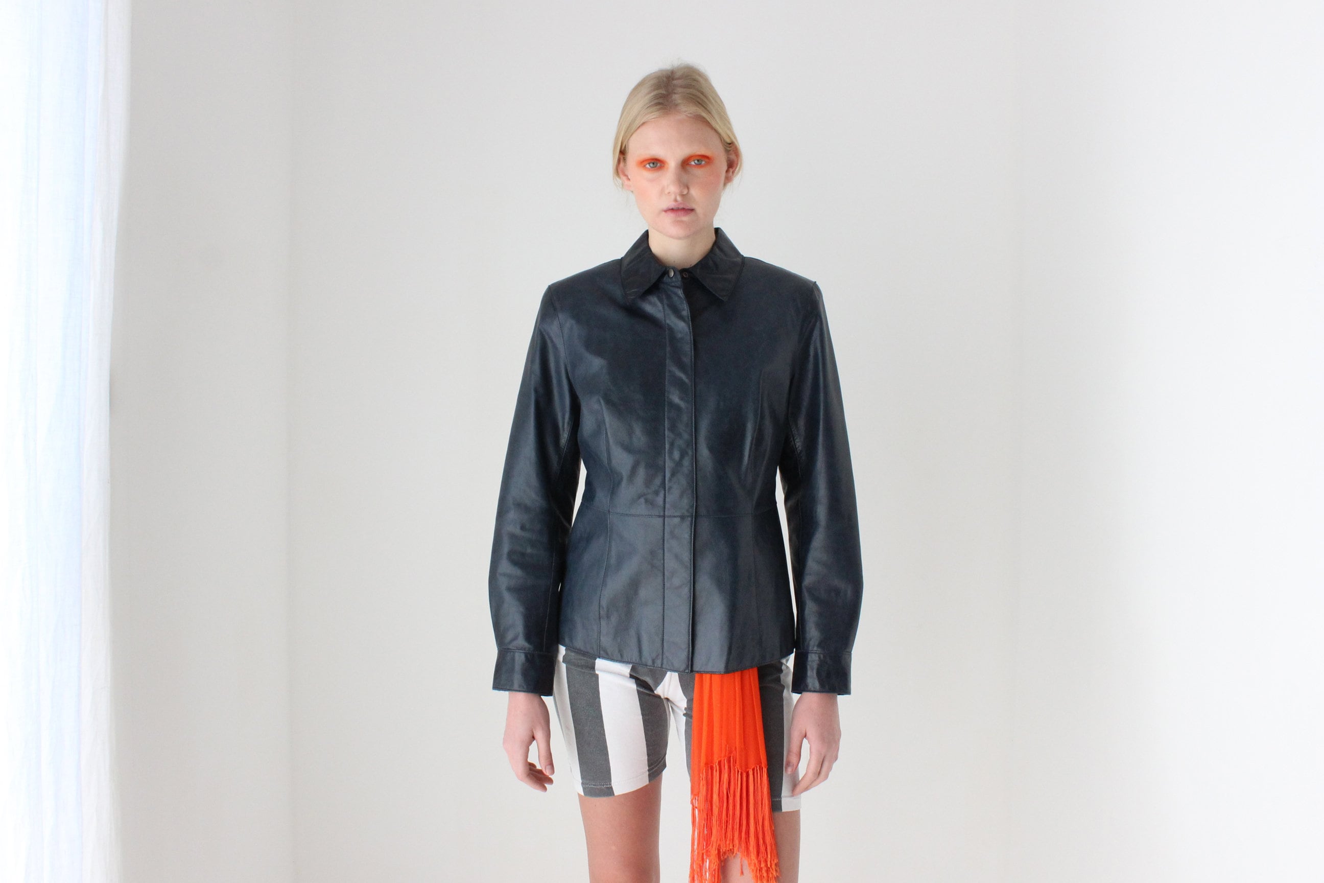 90s Navy Blue Leather Sleek Cropped Shirt Jacket