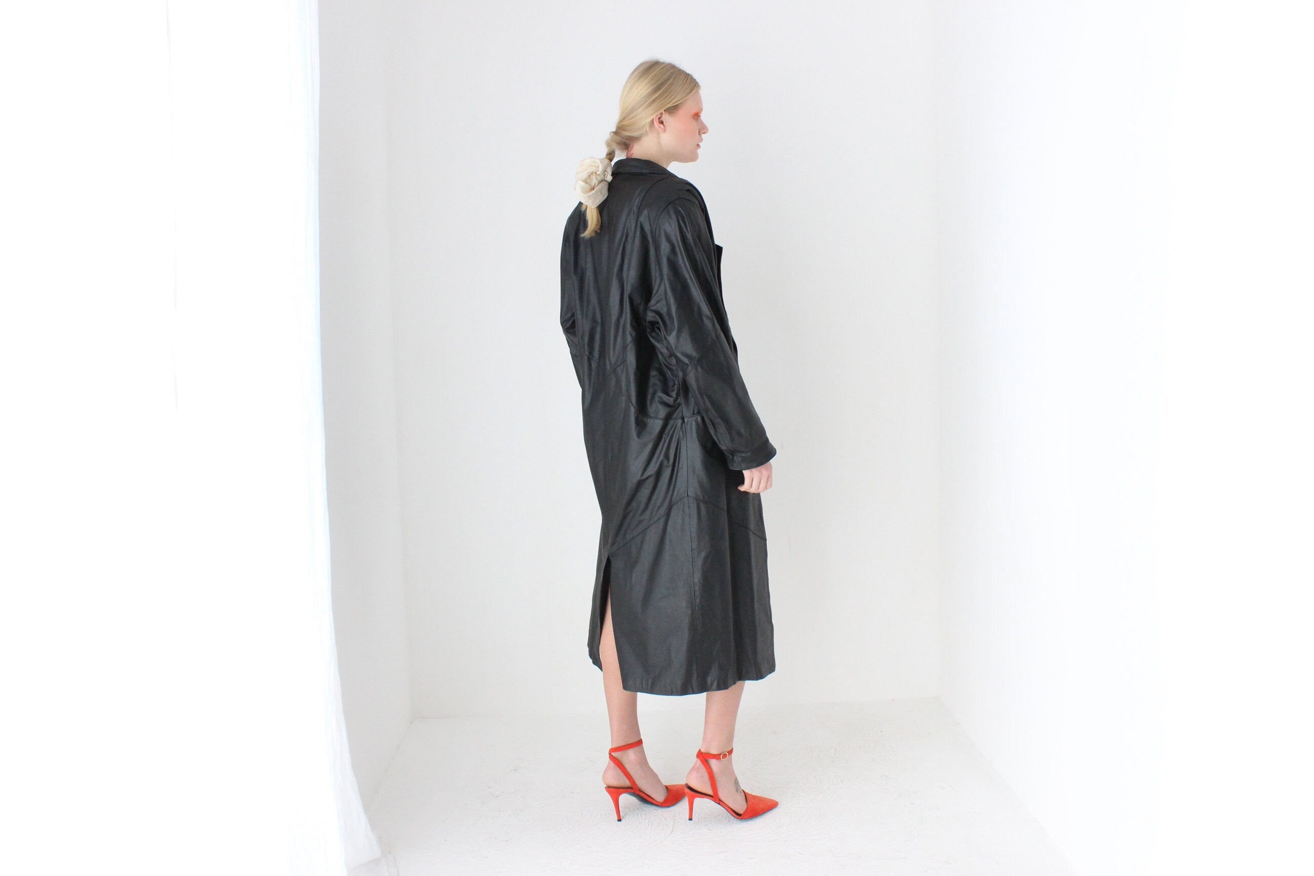 80s {Genuine Leather} Relaxed & Roomy Black Trench Coat